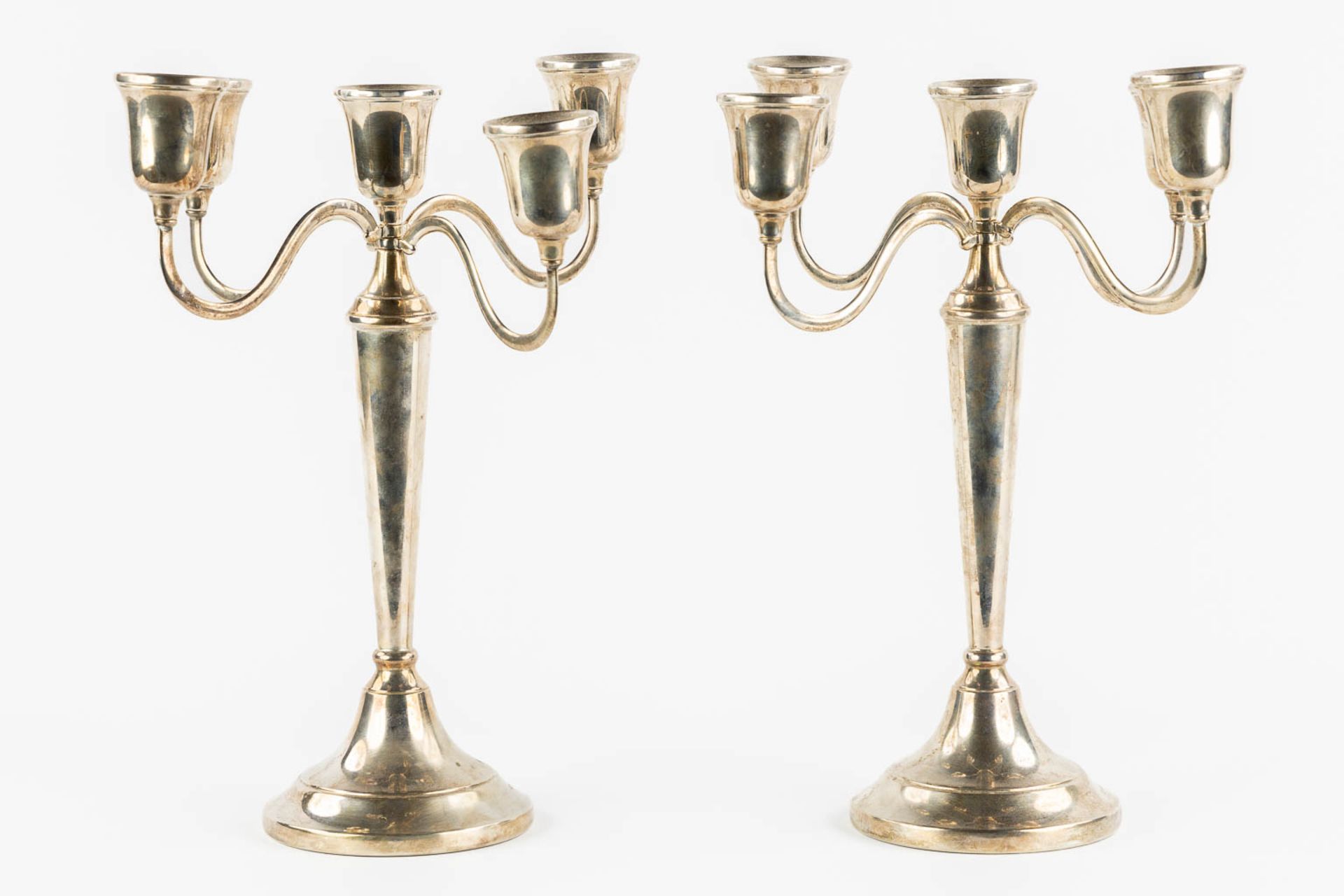 David Shaw Silverware Ltd, A pair of silver candelabra. 1992. (L:28 x W:28 x H:34 cm) - Image 4 of 12