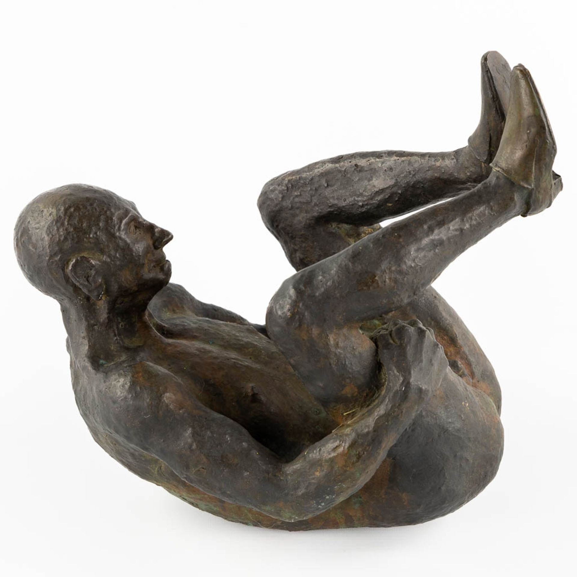 An Exposed Male figure' patinated bronze. (L:22 x W:30 x H:29 cm) - Bild 3 aus 9