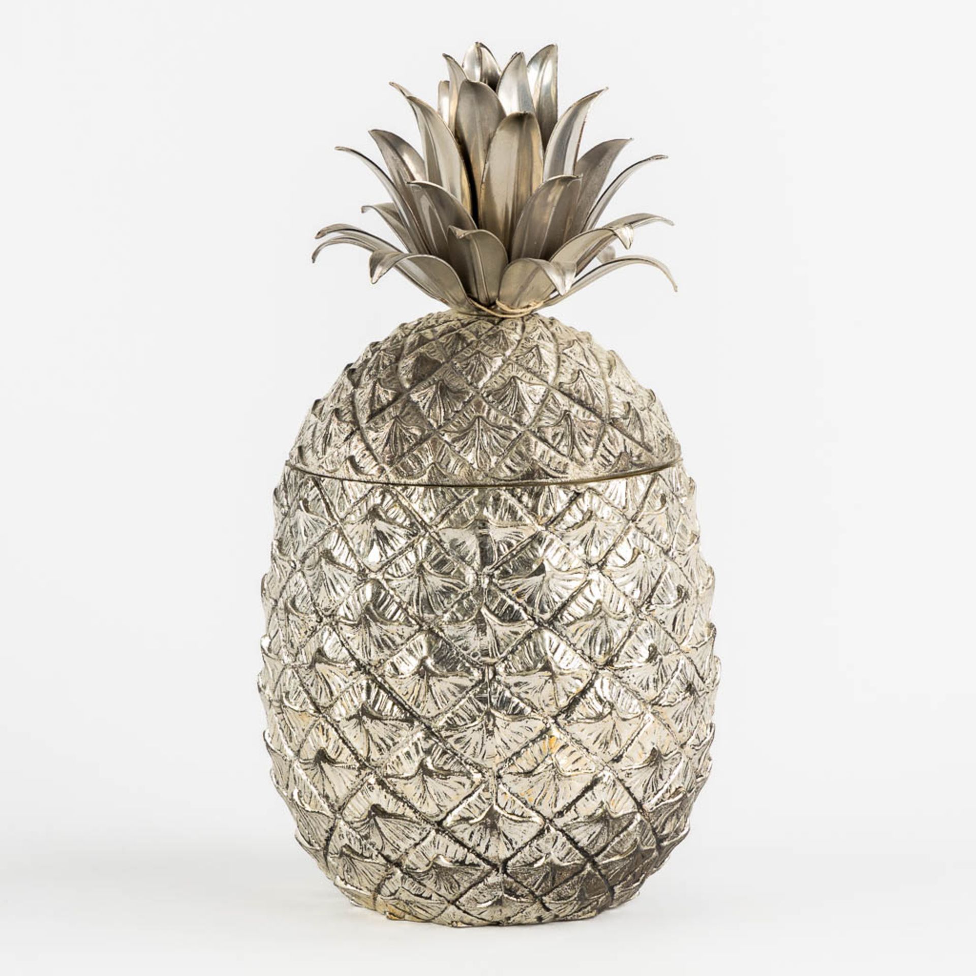 Mauro MANETTI (XX) 'Pineapple' an ice pail. (H:24 x D:13 cm) - Image 4 of 11