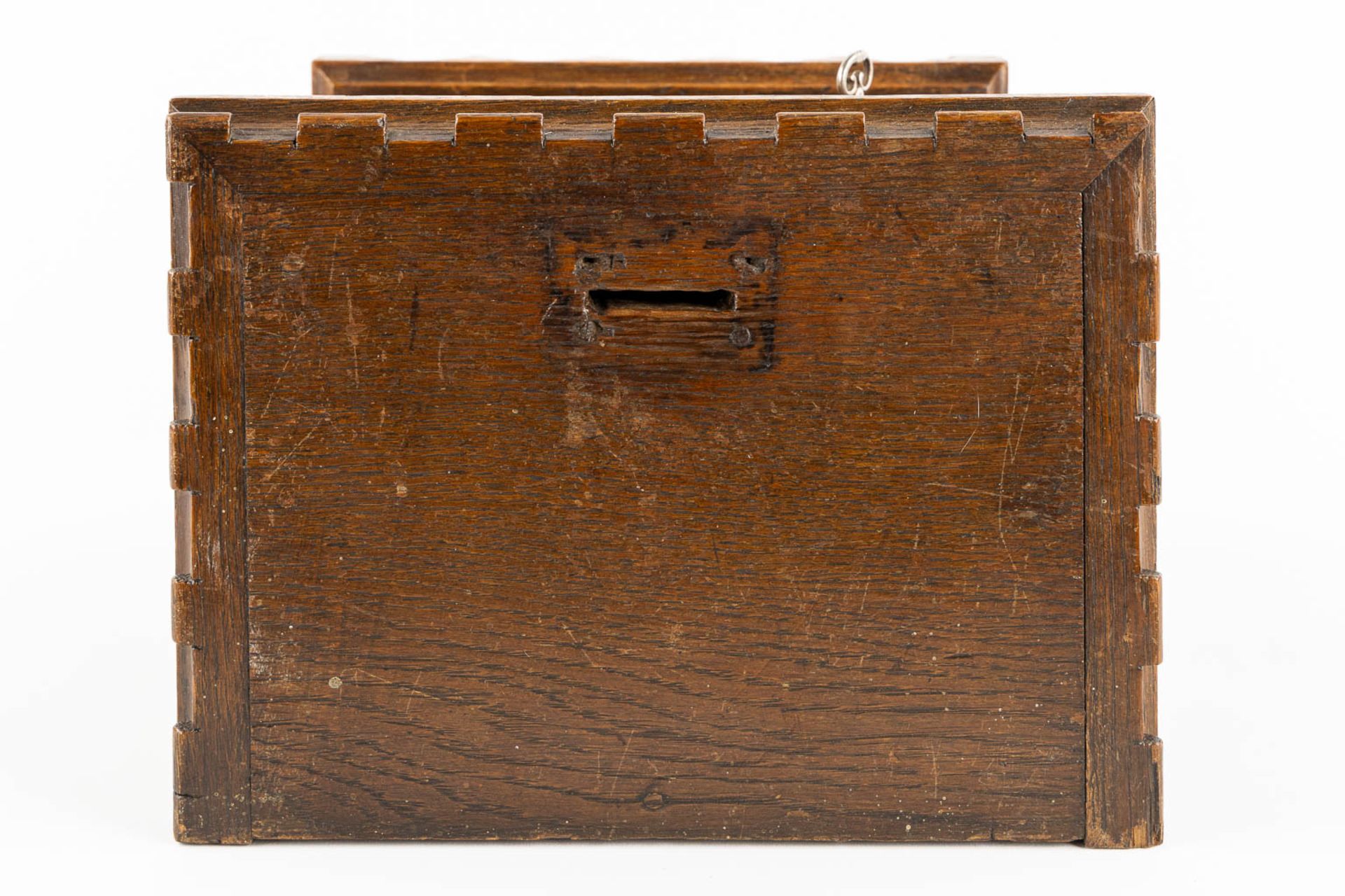 An Offertory or Poor box, sculptured oak, gothic revival. (L:20 x W:27 x H:42 cm) - Image 7 of 11