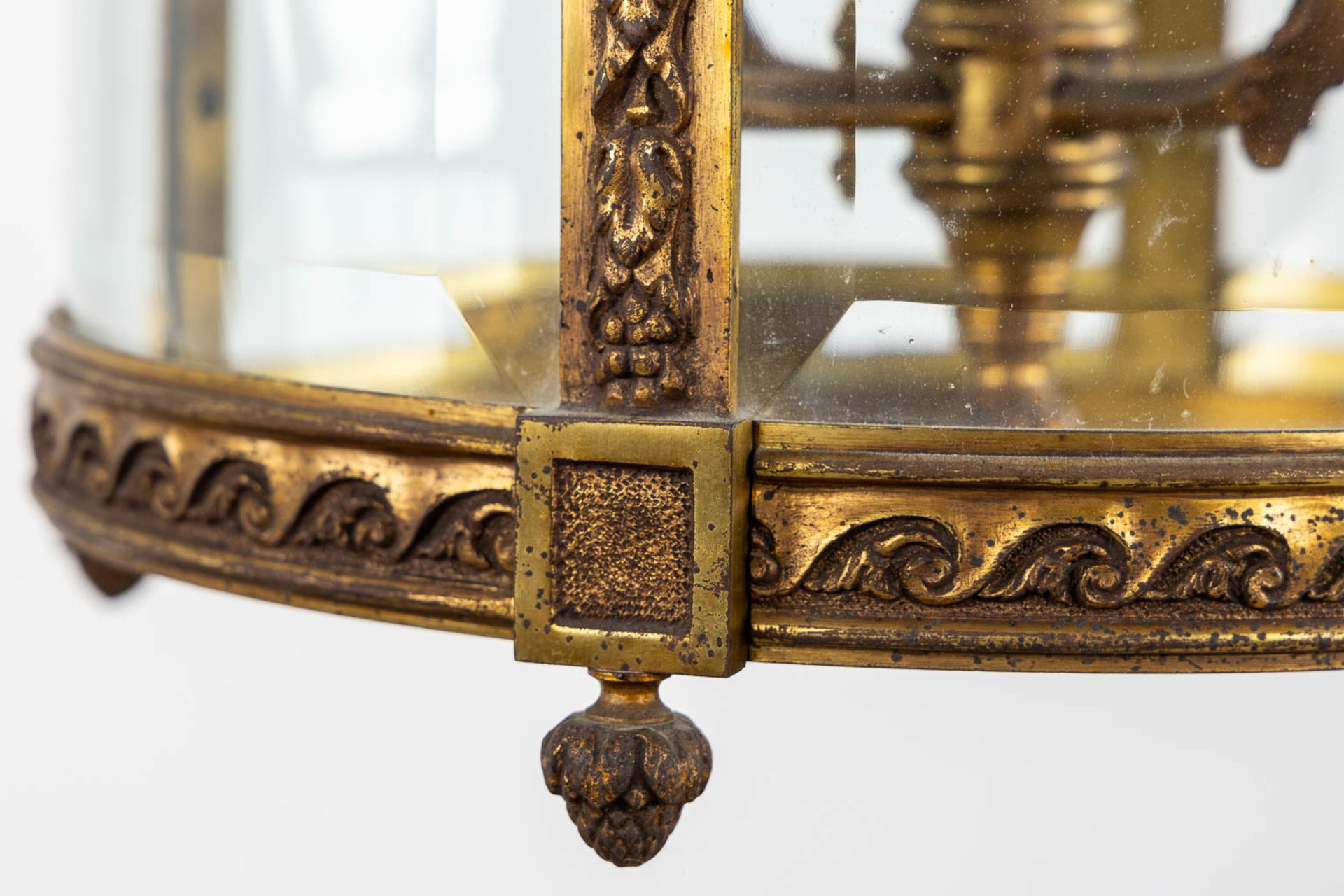 A lantern, brass and glass in Louis XVI style. (H:68 x D:37 cm) - Image 8 of 11
