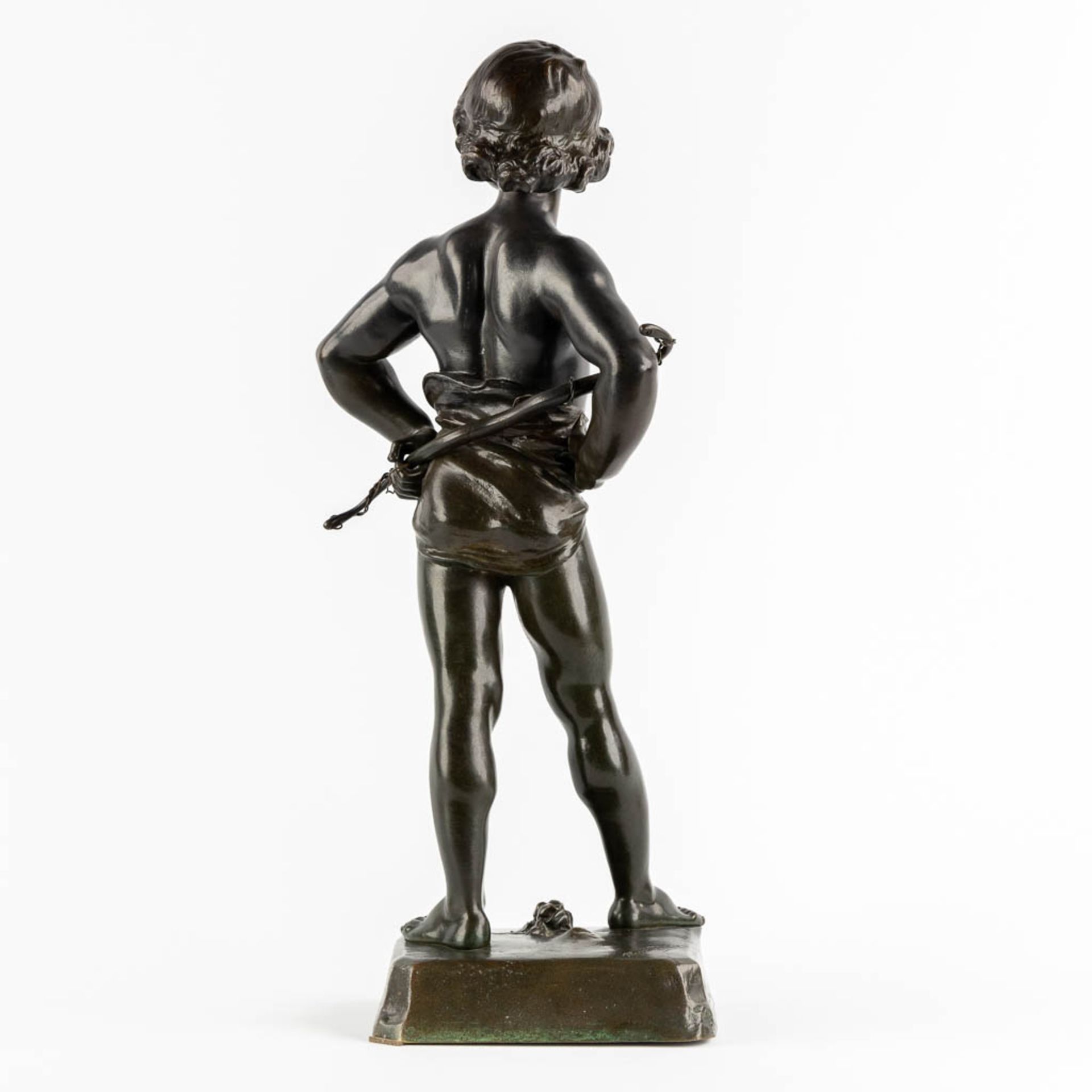 Marcel DÉBUT (1865-1933) 'Le Défi' patinated bronze. (L:19 x W:20 x H:61 cm) - Image 5 of 11