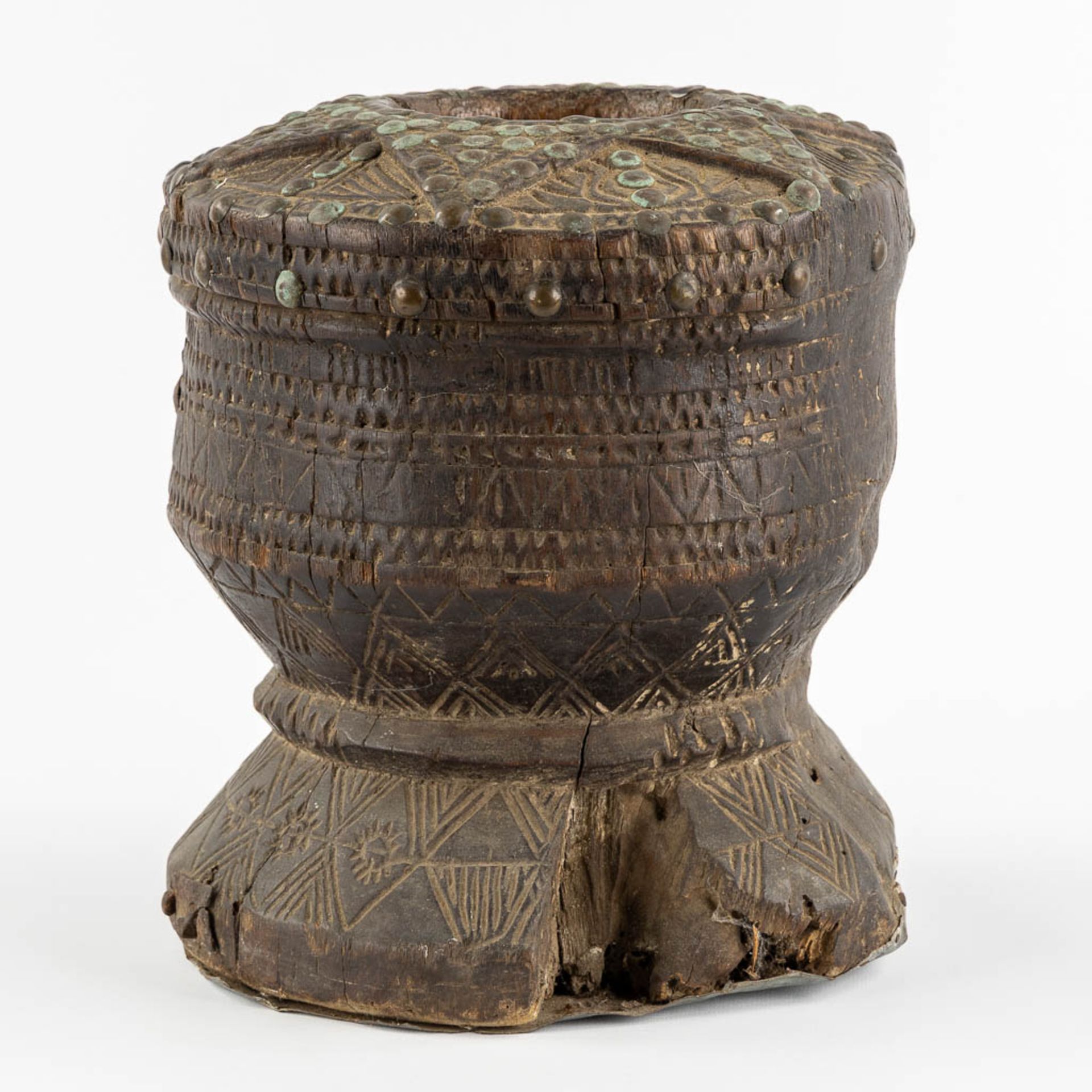 A Manioc Press, and a sculpture, Africa, 20th C. - Image 19 of 25