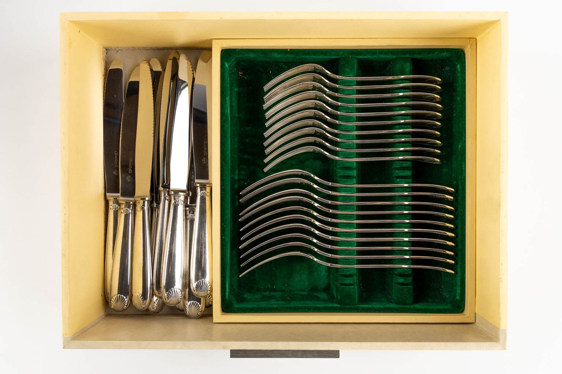 Christofle Vendome, 61-piece silver-plated cutlery in a storage box. (L:30 x W:39 x H:25 cm) - Bild 16 aus 16