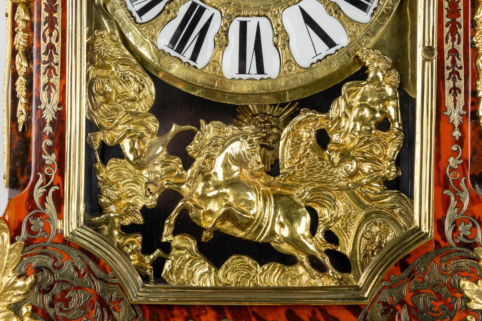 A cartel clock on a stand, tortoiseshell inlay mounted with gilt bronze. Japy Frères, 19th C. (L:17 - Bild 7 aus 13