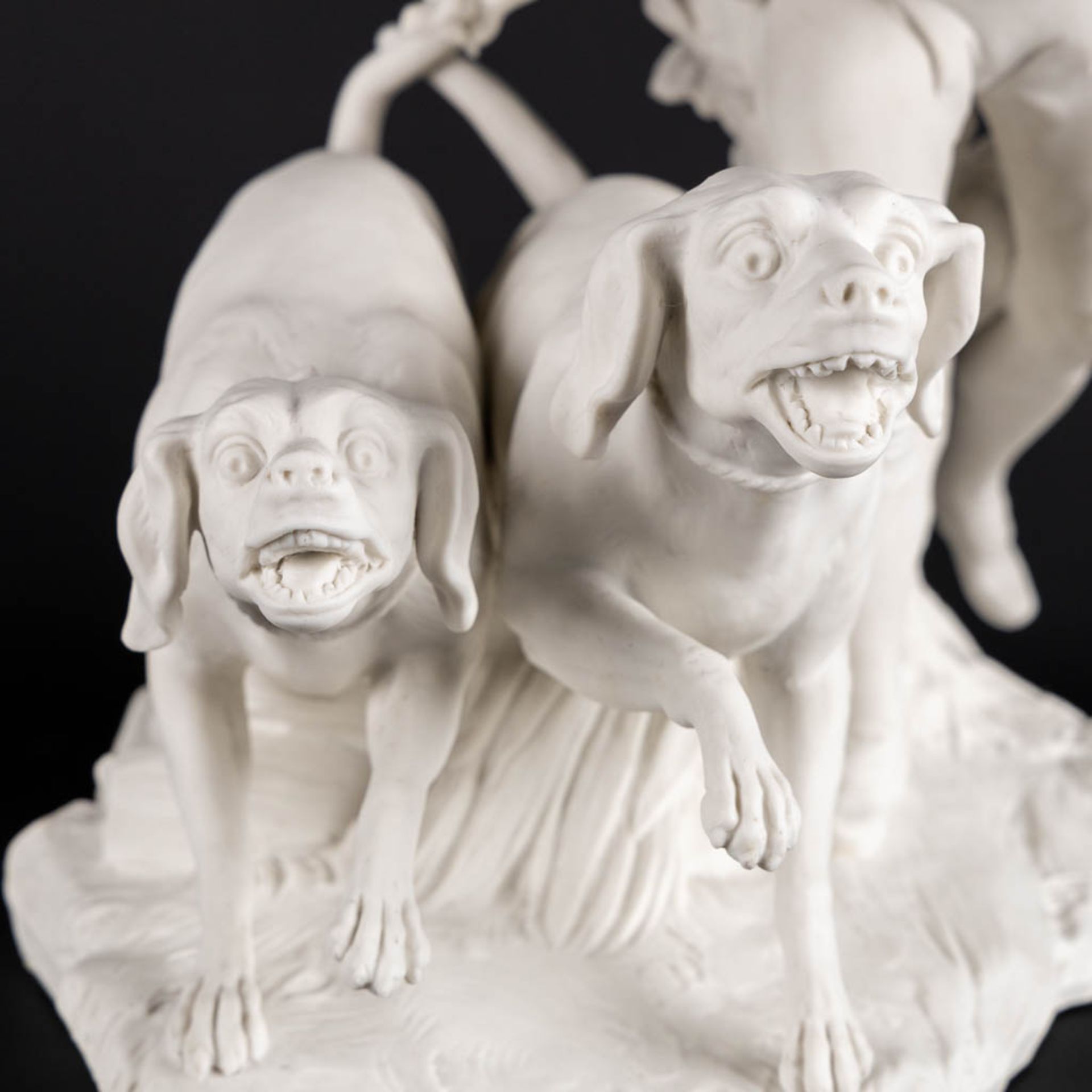 A bisque porcelain group 'The Hunt', Sèvres. 1913. (L:28 x W:34 x H:26 cm) - Image 8 of 10