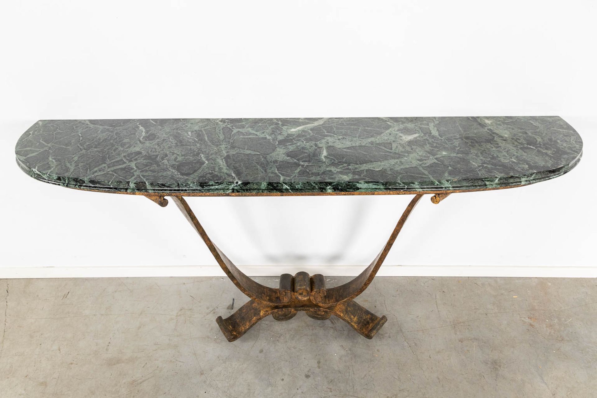 A wrought-iron console table, attributed to Raymond SUBES (1891-1970). Art Deco. (L:42 x W:180 x H:9 - Bild 6 aus 8