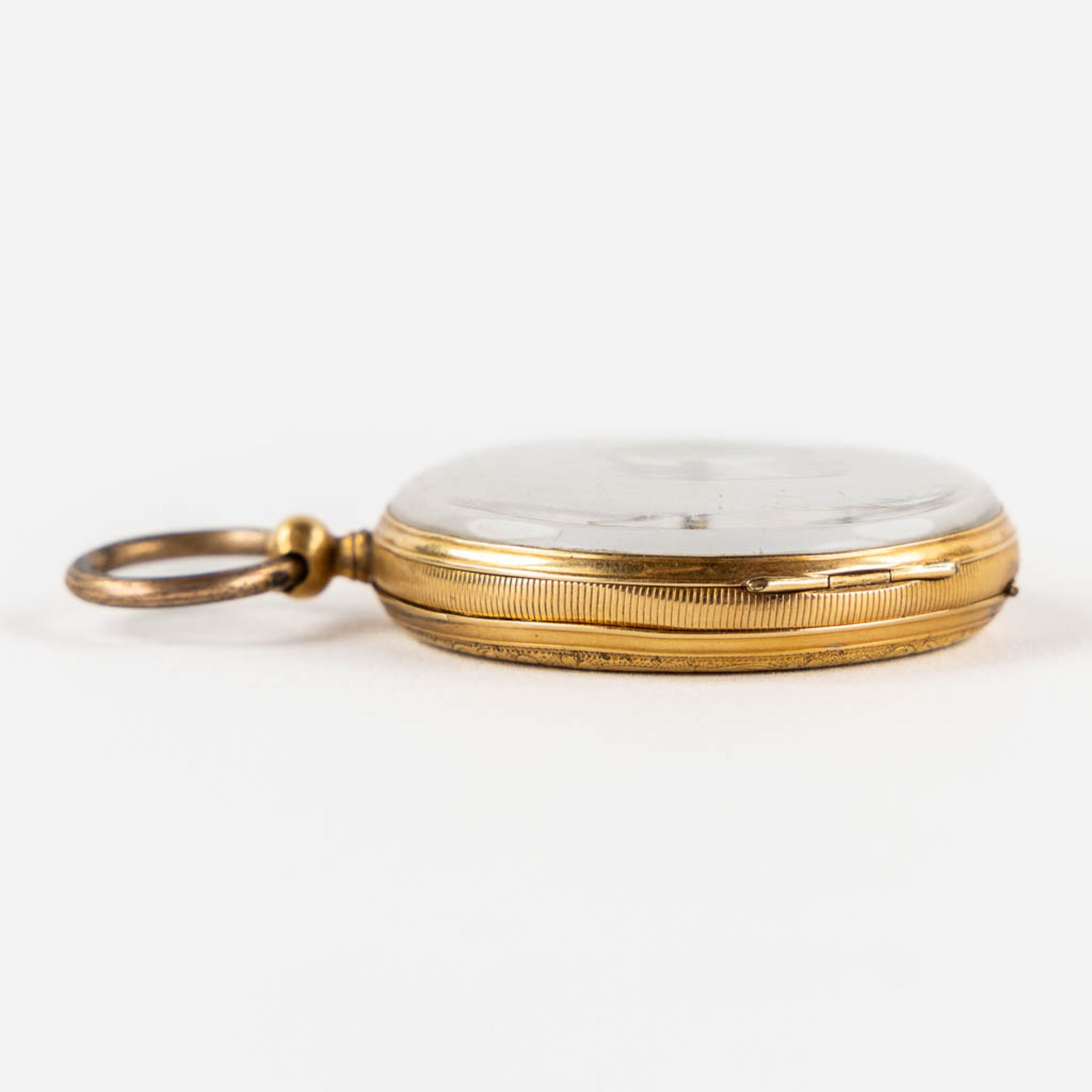 An antique pocket watch, 18kt yellow gold. Guioche image of a running horse. (W:4,3 x H:6,3 cm) - Image 7 of 15