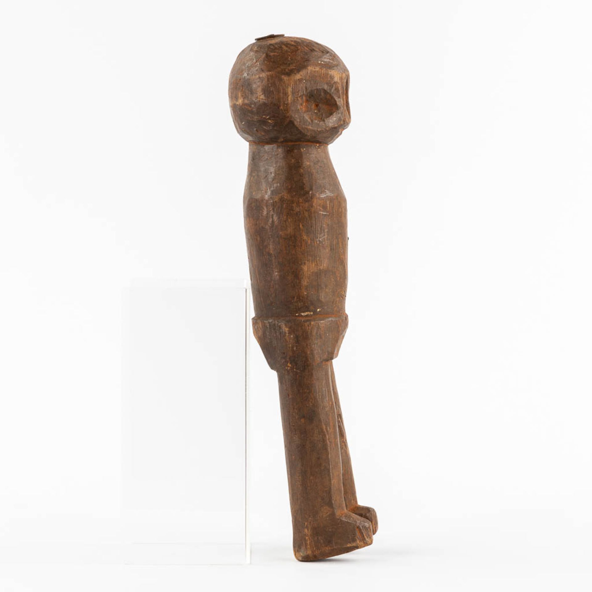 A Manioc Press, and a sculpture, Africa, 20th C. - Image 4 of 25