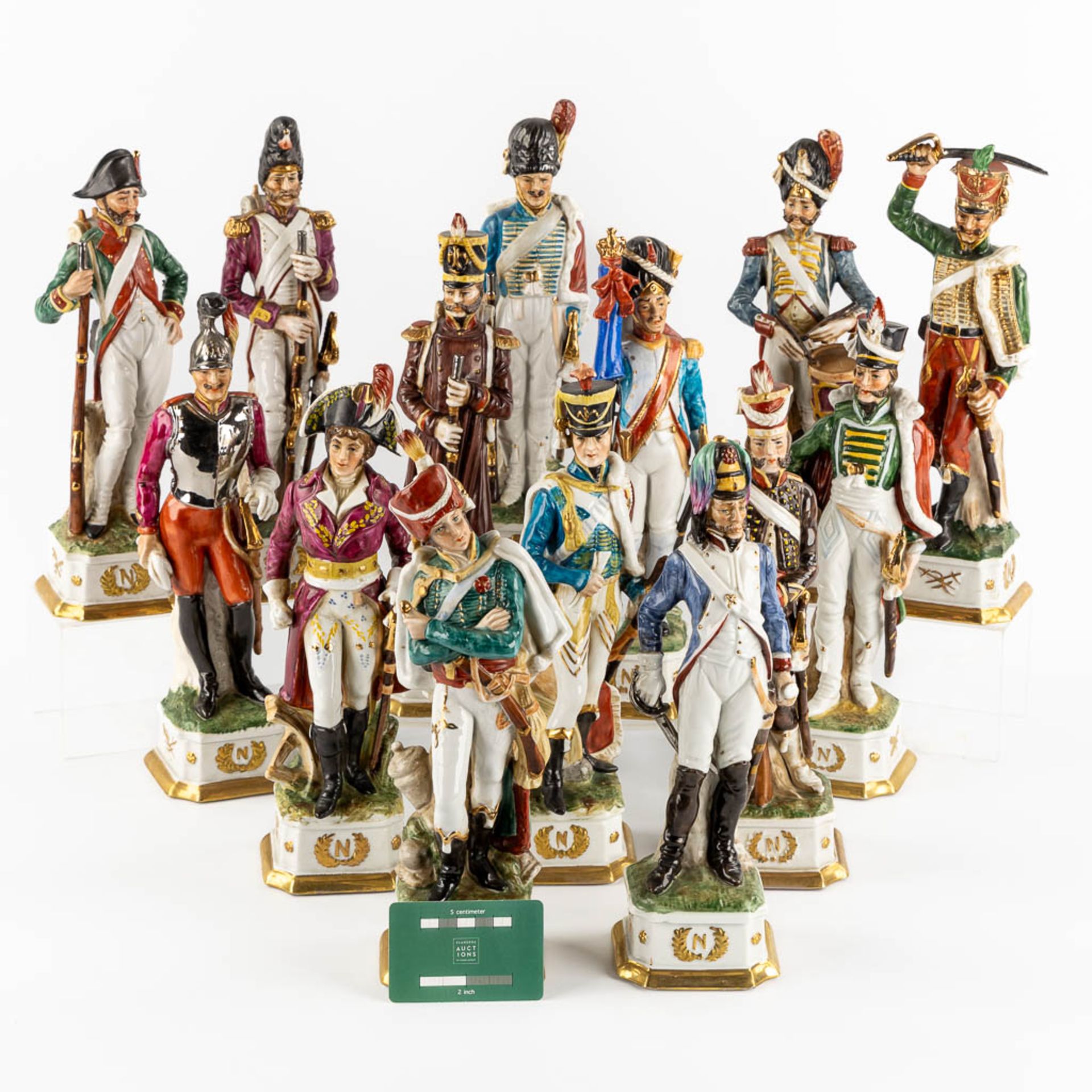 Napoleon Bonaparte and the generals, 14 figurines. Polychrome porcelain. (H:32 cm) - Bild 2 aus 11