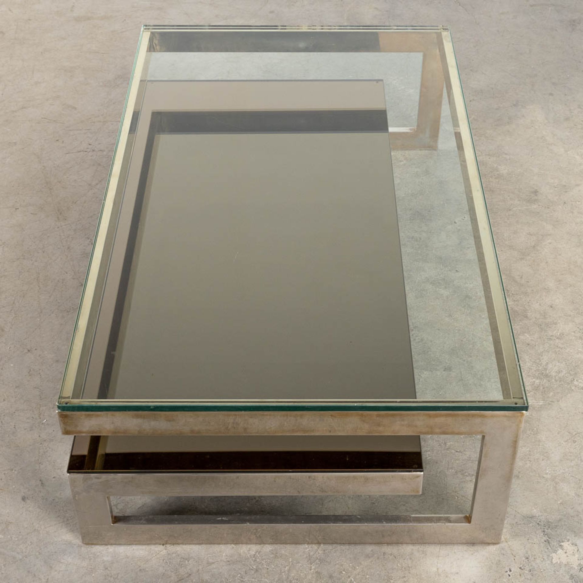 Belgo Chrome, a G-Shape coffee table. (L:75 x W:120 x H:38 cm) - Image 7 of 9