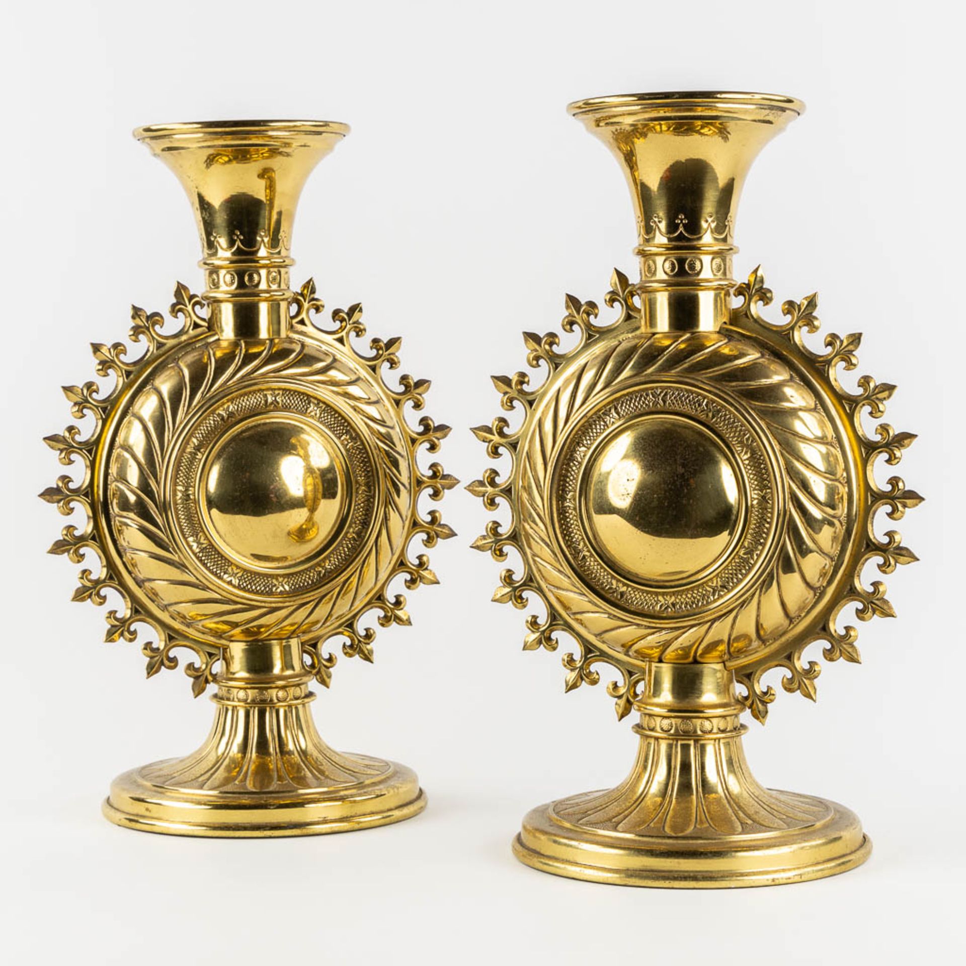 A pair of candelabra, brass, gothic Revival. (L:21 x W:27 x H:42 cm)