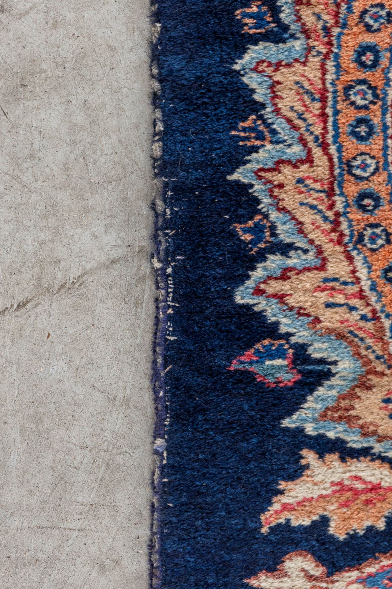 An Oriental hand-made carpet, Kashmar. (L:343 x W:256 cm) - Bild 8 aus 10