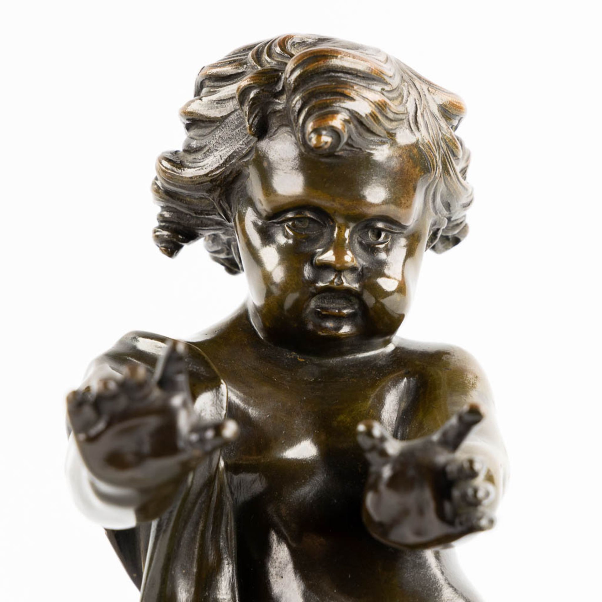 A pair of fireplace bucks, gilt and patinated bronze with boy and girl, 19th C. (L:13 x W:24 x H:31 - Image 10 of 10