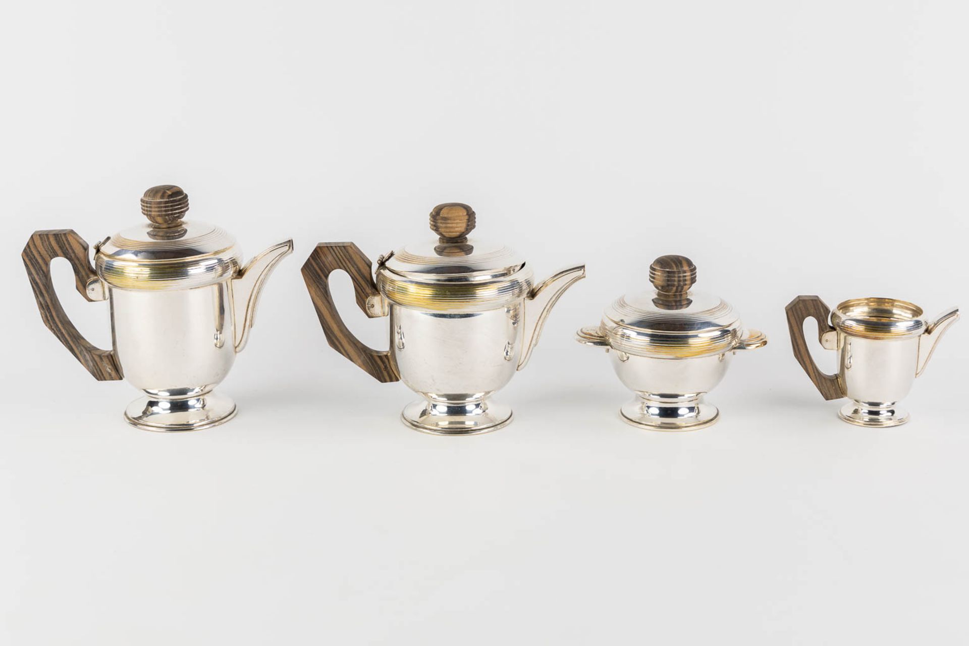 Two silver-plated coffee and tea services, Art Deco. (L:31 x W:49 cm) - Bild 13 aus 22