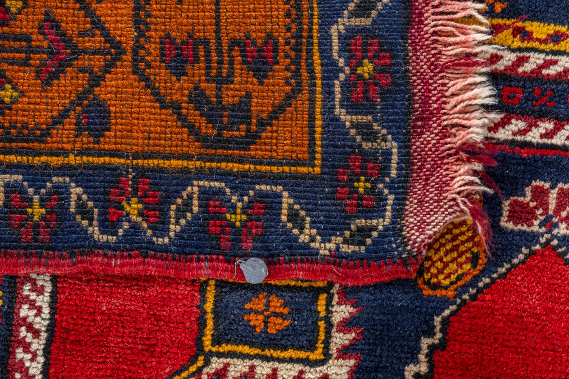 An Oriental hand-made carpet, probably Turkey, Anatolia. (L:236 x W:132 cm) - Bild 7 aus 7