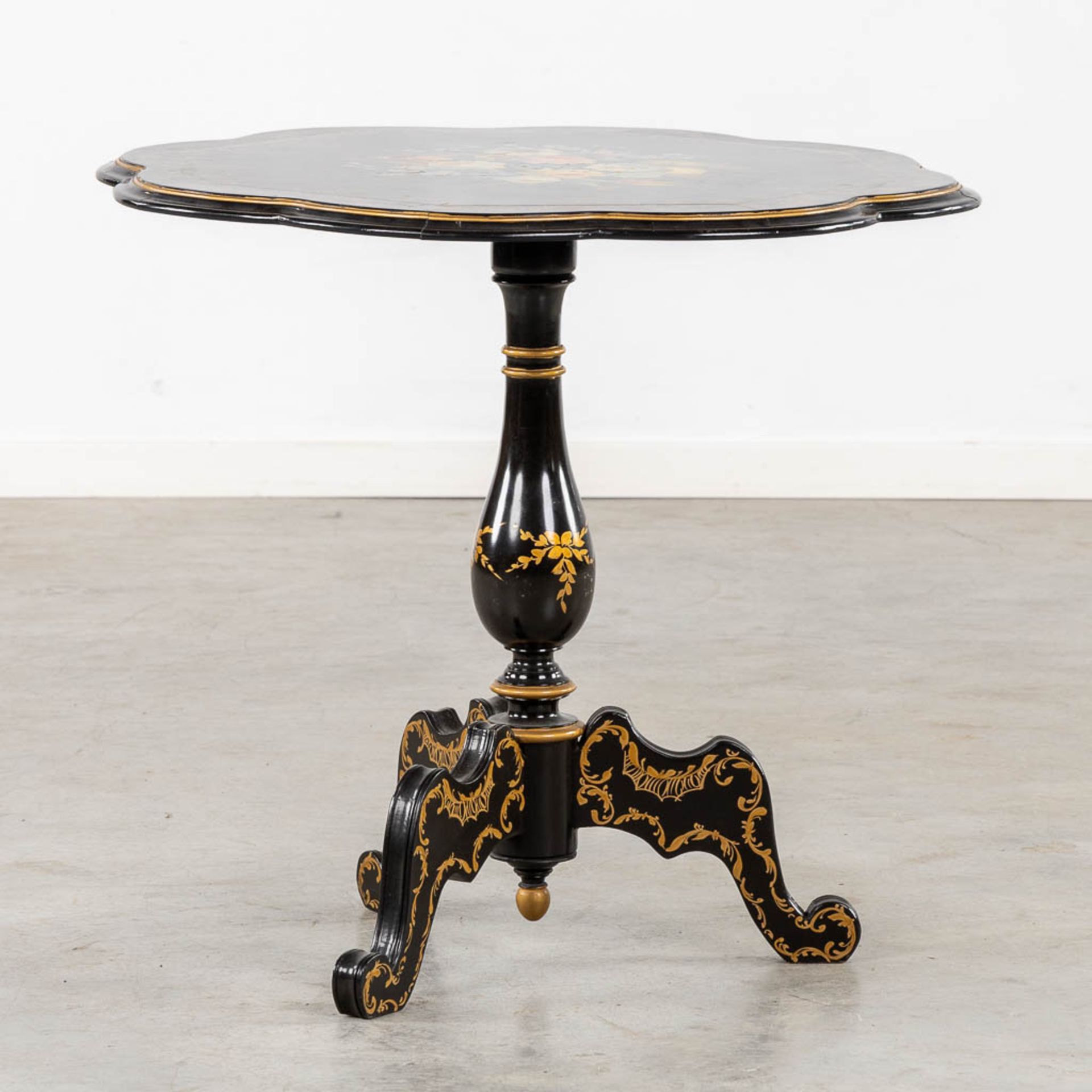 A Tilt-Top table with hand-painted floral decor, Napoleon 3 style. (H:67 x D:72 cm) - Image 3 of 9