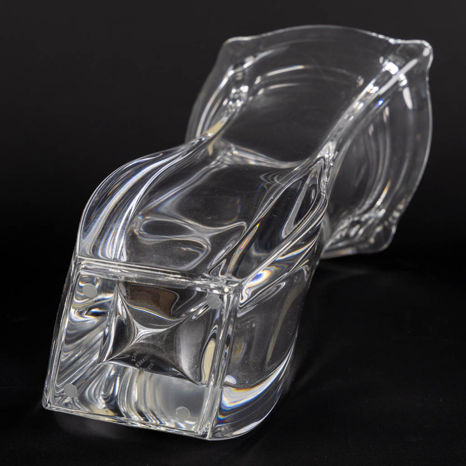Cristal De Sèvres, a large crystal vase. (L:15 x W:18 x H:28 cm) - Bild 9 aus 14