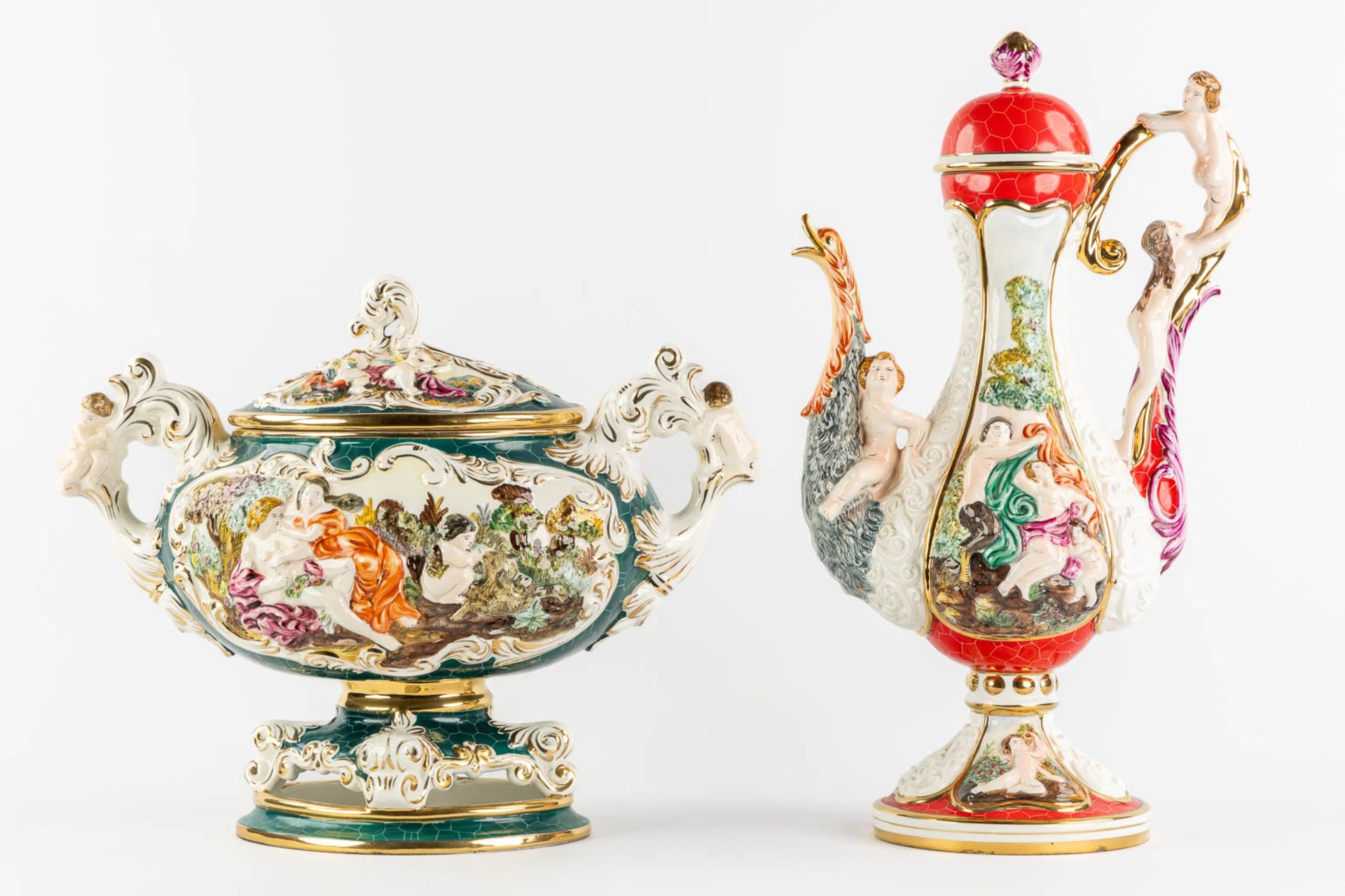 Two vases and a plate, glazed faience, Capodimonte, Italy. (L:21 x W:30 x H:54 cm) - Bild 3 aus 28