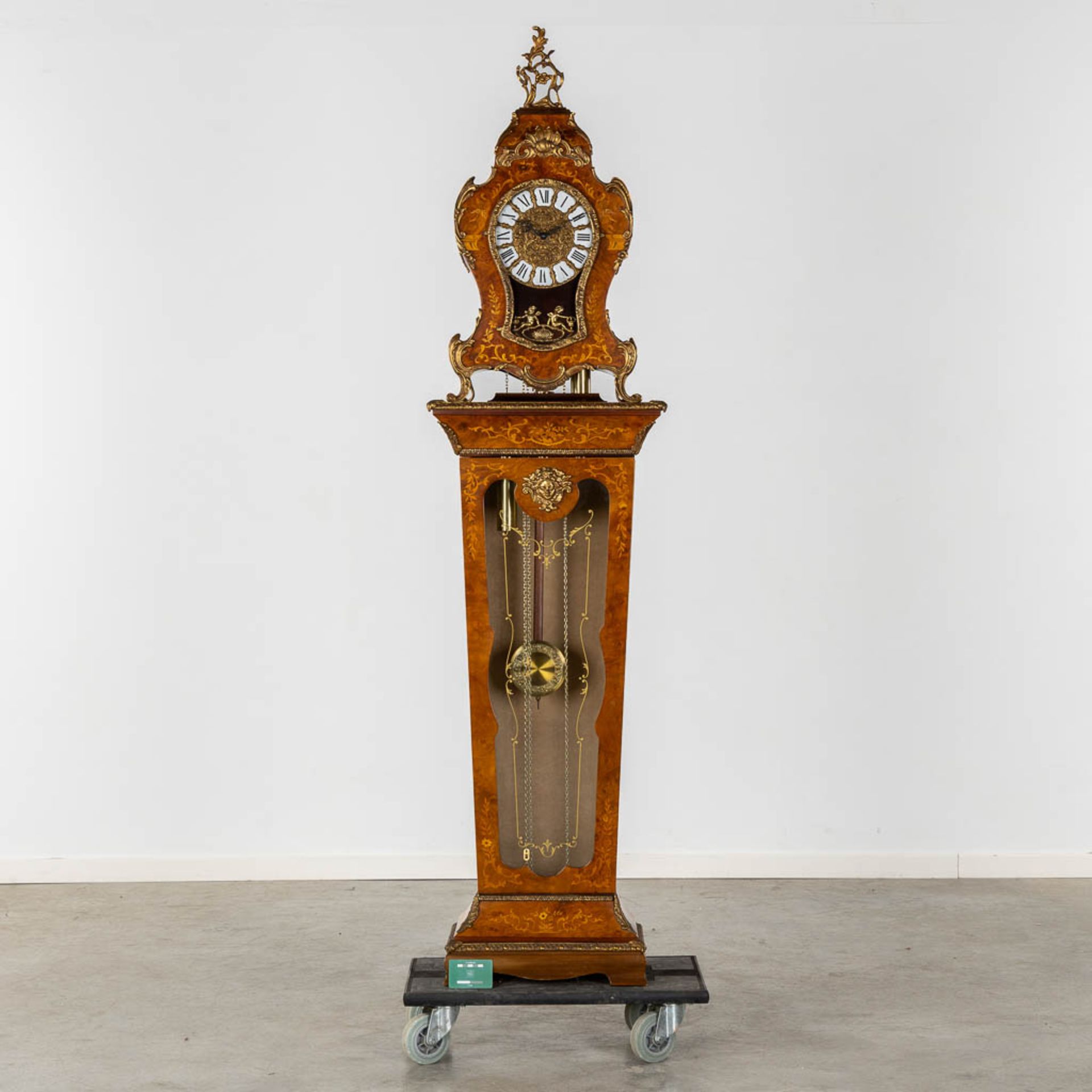 A cartel clock on a pedestal, Westminster movement, marquetry inlay and mounted with bronze. (L:29 x - Bild 2 aus 15