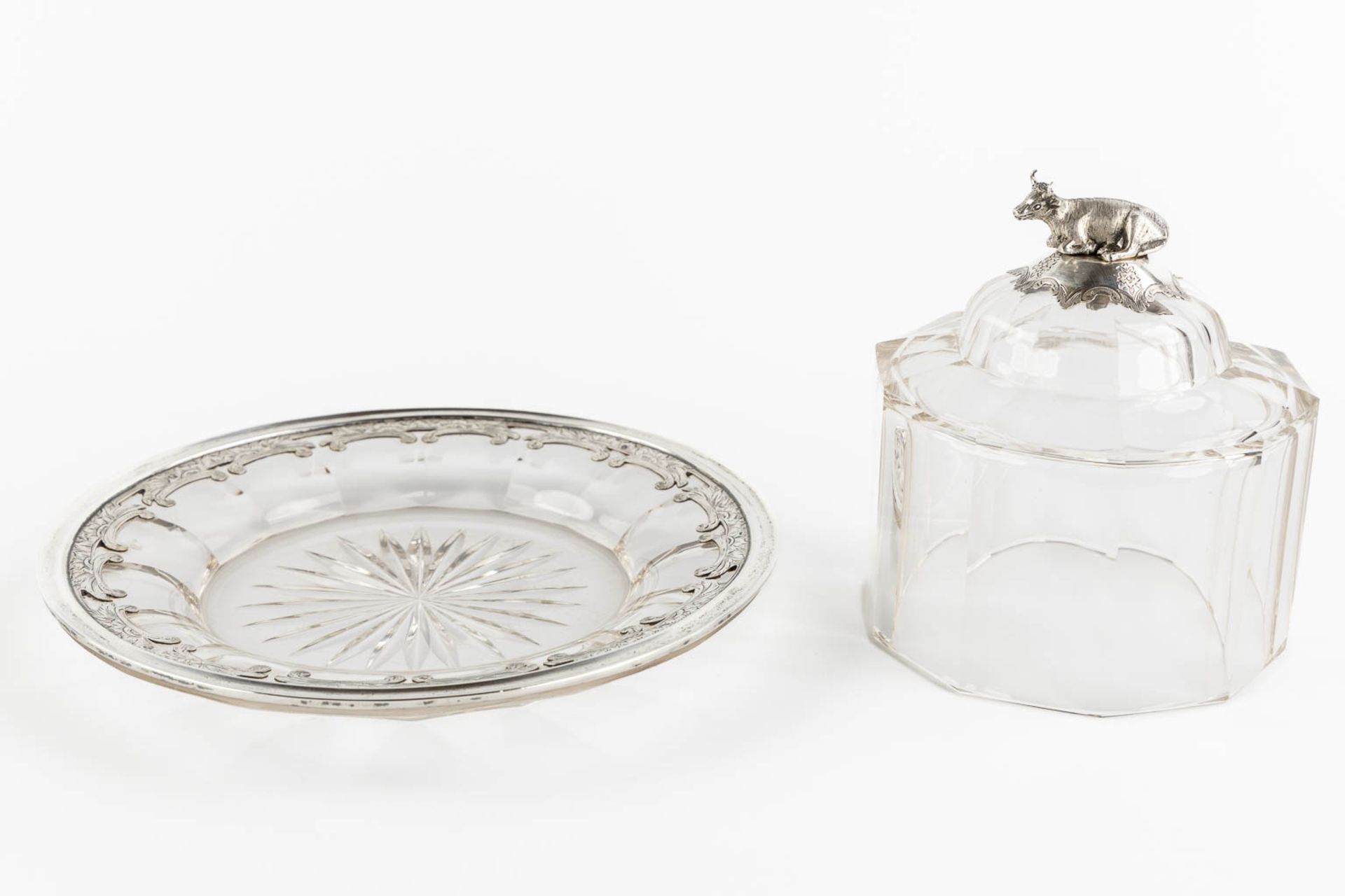 An antique Butter Dish, cut crystal mounted with silver, The Netherlands, 1855. (H:16 x D:24 cm) - Bild 6 aus 15