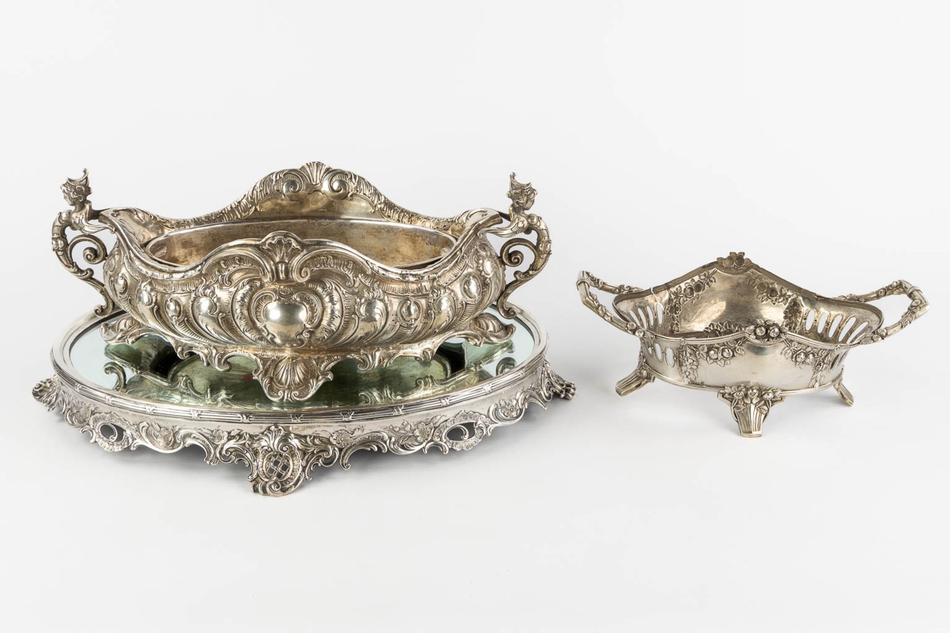 A large table centerpiece, silver, Germany. Added a basket. Circa 1900. (L:38 x W:54 x H:23 cm) - Bild 5 aus 12