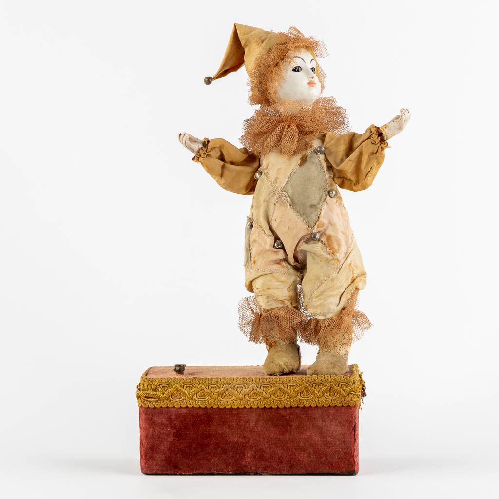 A 'Pierrot' automata with moving hands and head. (L:8 x W:17 x H:33 cm) - Image 3 of 11