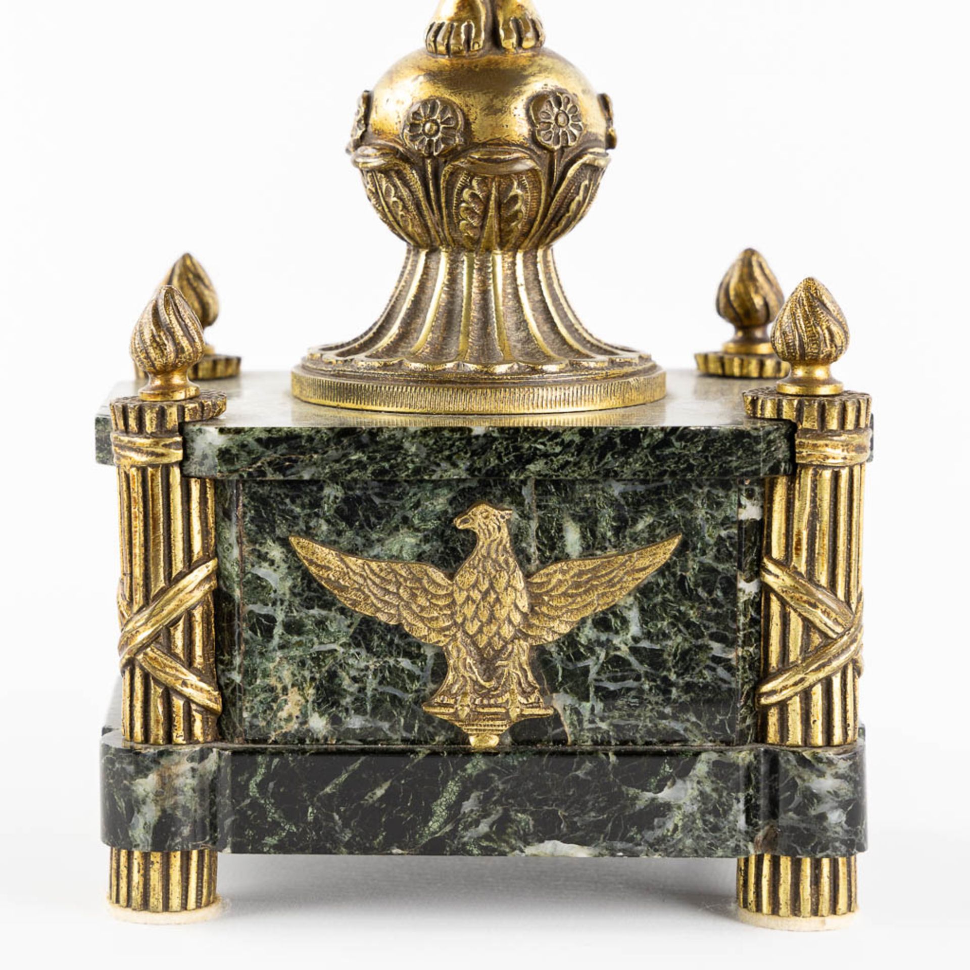 Two pairs of candelabra, bronze and cloisonné, Empire and Louis XVI style. (H:49 x D:26 cm) - Bild 17 aus 18