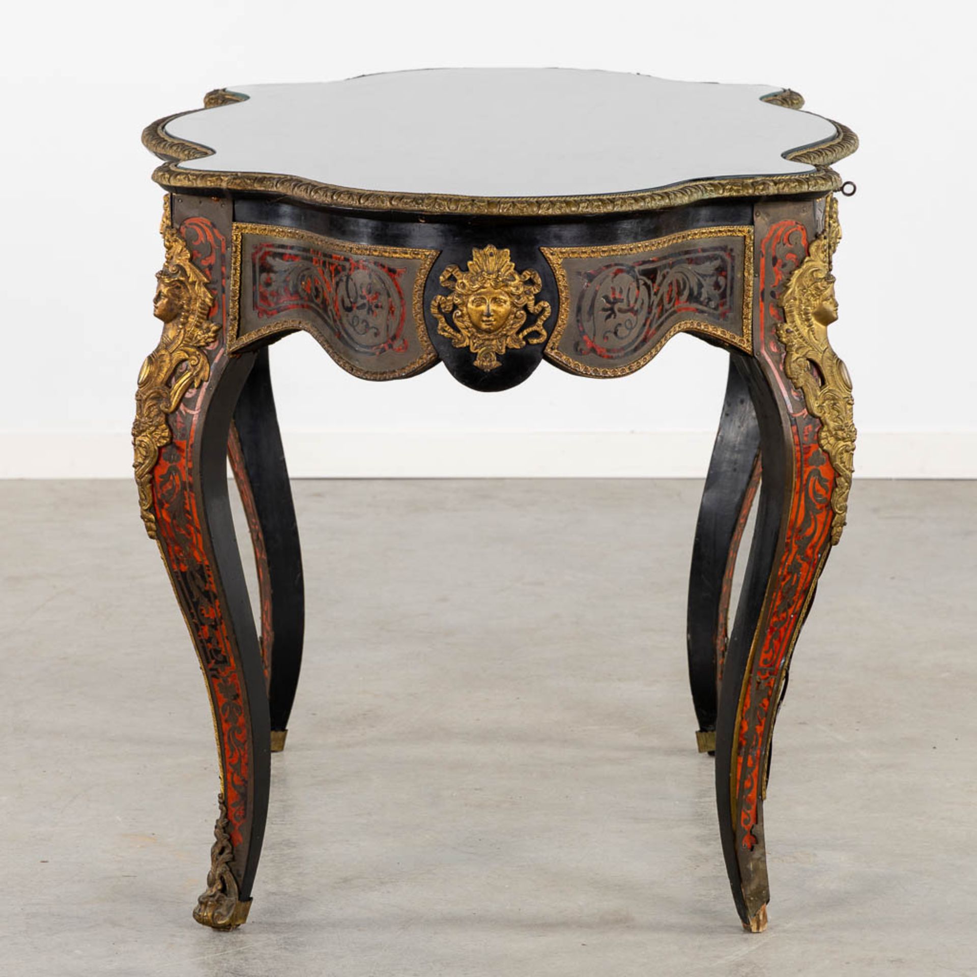 A Boulle 'Table Violon', tortoiseshell and copper inlay, Napoleon 3. (L:76 x W:130 x H:77 cm) - Bild 7 aus 19