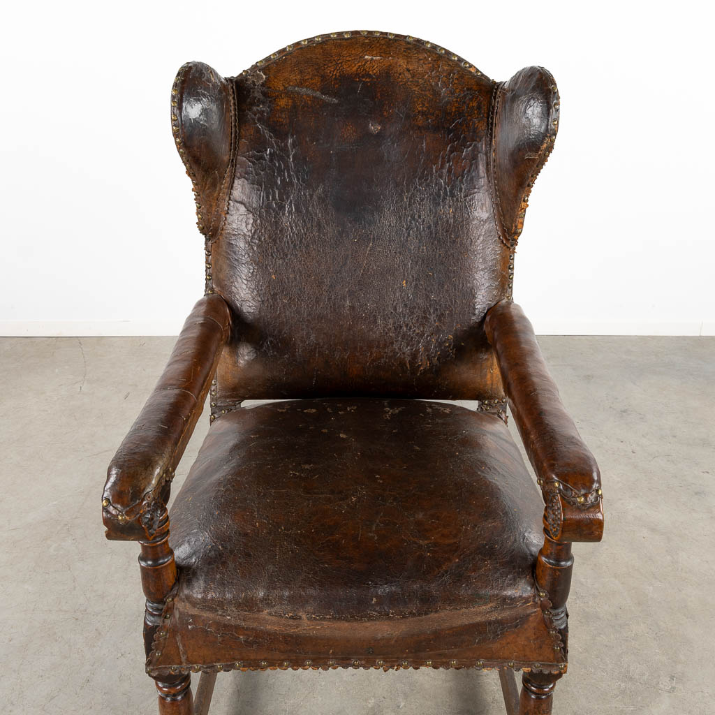 An antique Throne chair, leather on wood, great patina. 18th C. (L:76 x W:67 x H:125 cm) - Image 8 of 13