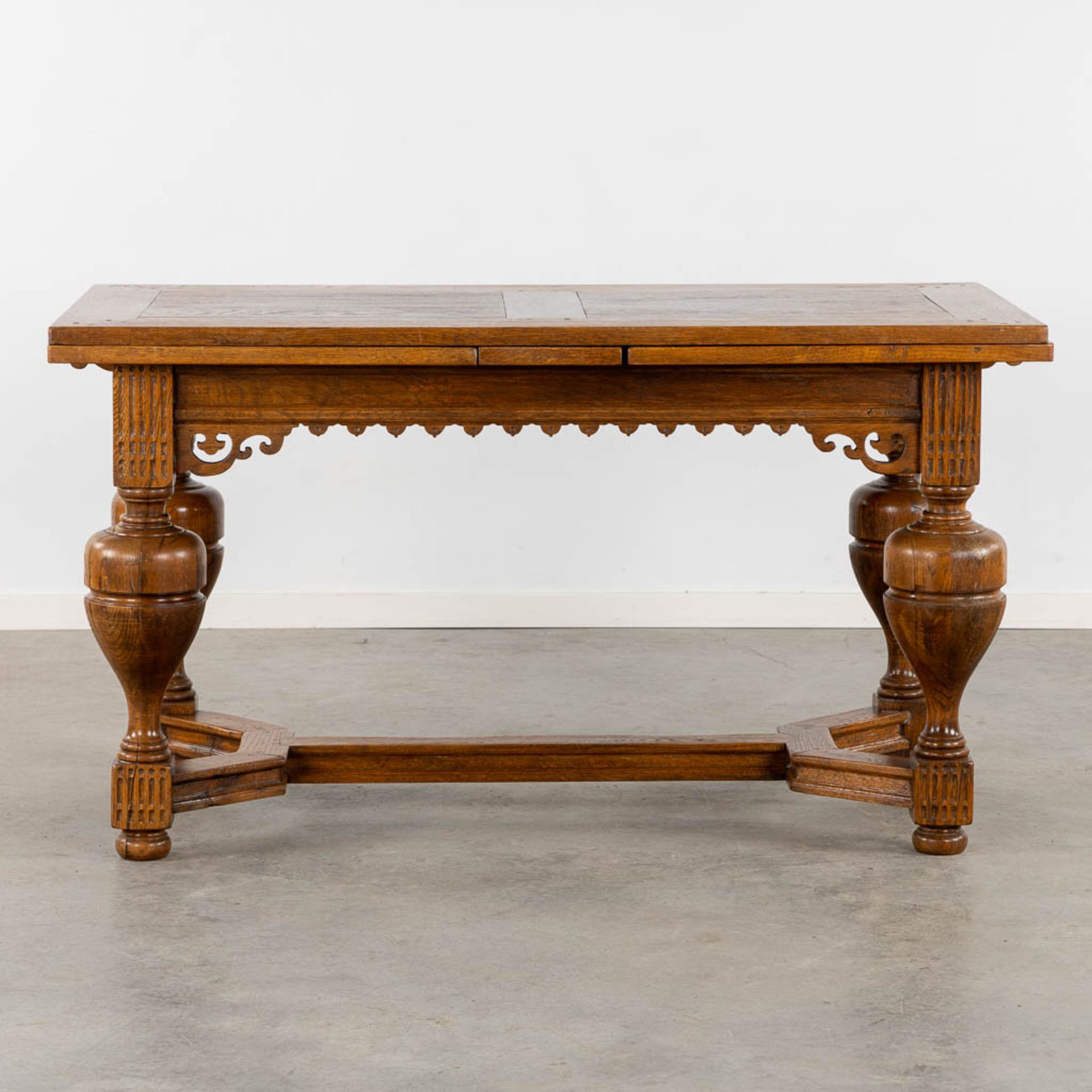 An antique table, oak, 19th C. (L:76 x W:140 x H:78 cm) - Image 3 of 13