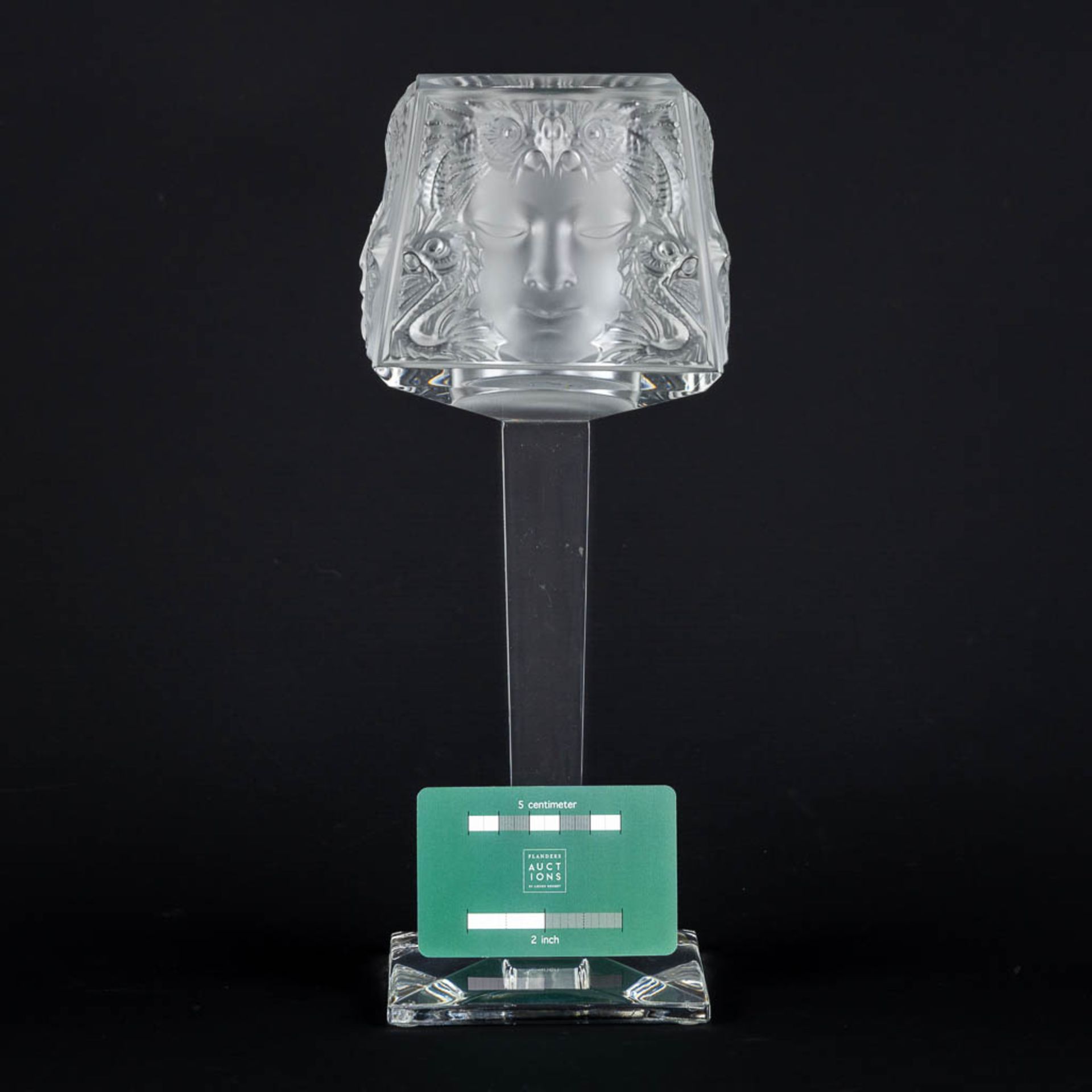 Lalique 'Masque De Femme' a candle holder on a high base. (L:11,5 x W:11,5 x H:30,5 cm) - Bild 2 aus 11