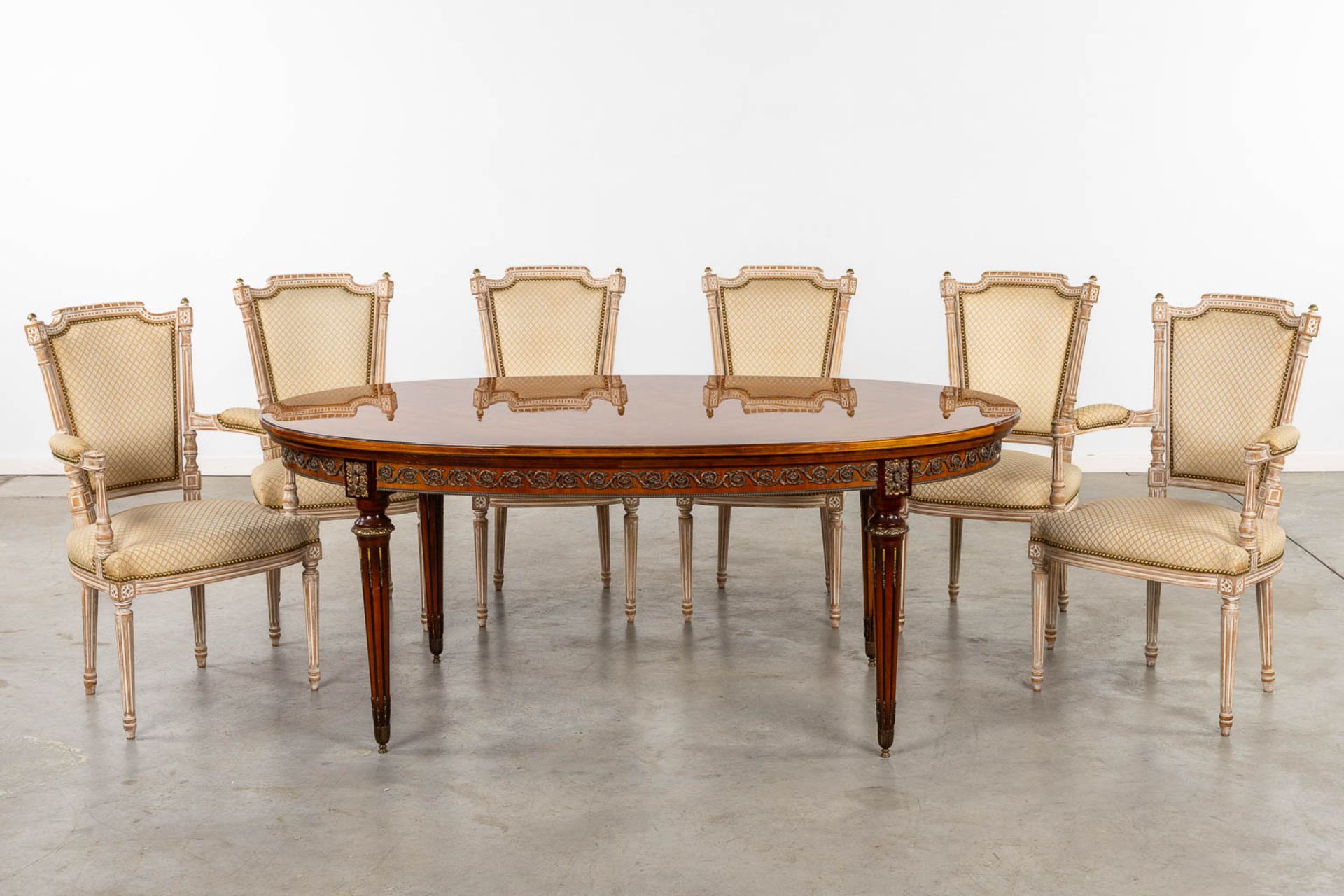 Ehalt, a 9-piece dining room set, 20th C. (L:58 x W:265 x H:100 cm) - Bild 2 aus 13