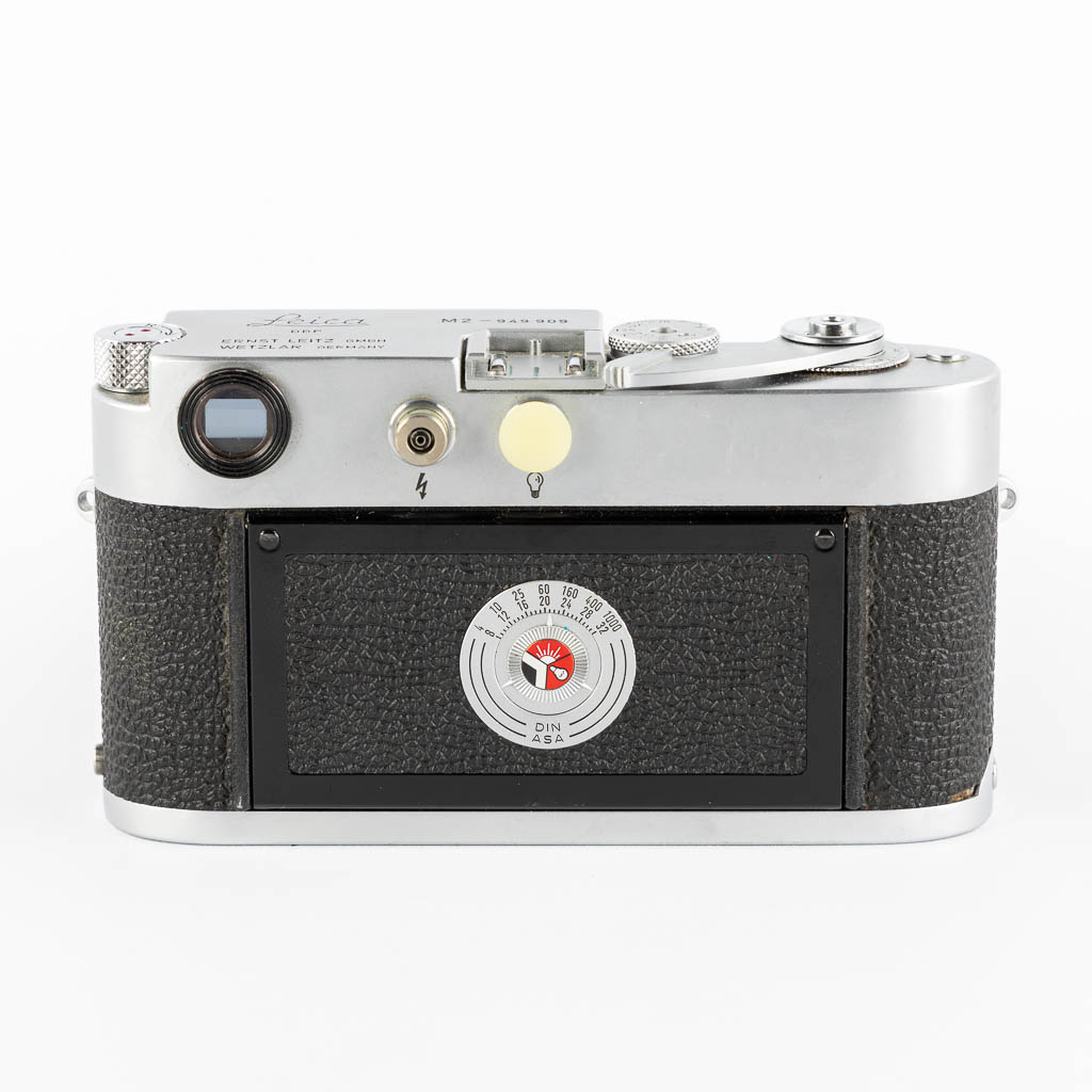 Leica, model M2, an analog photocamera. (L:8 x W:14 x H:7,6 cm) - Image 6 of 15