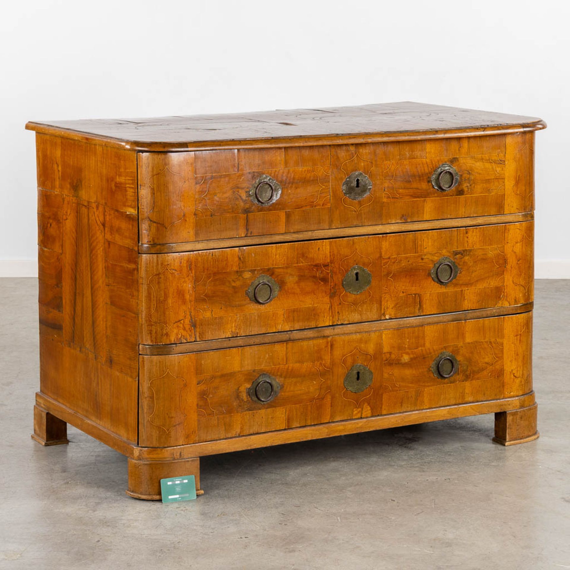 A large. commode with three drawers, Germany, 18th C. (L:68 x W:121 x H:84 cm) - Bild 2 aus 15