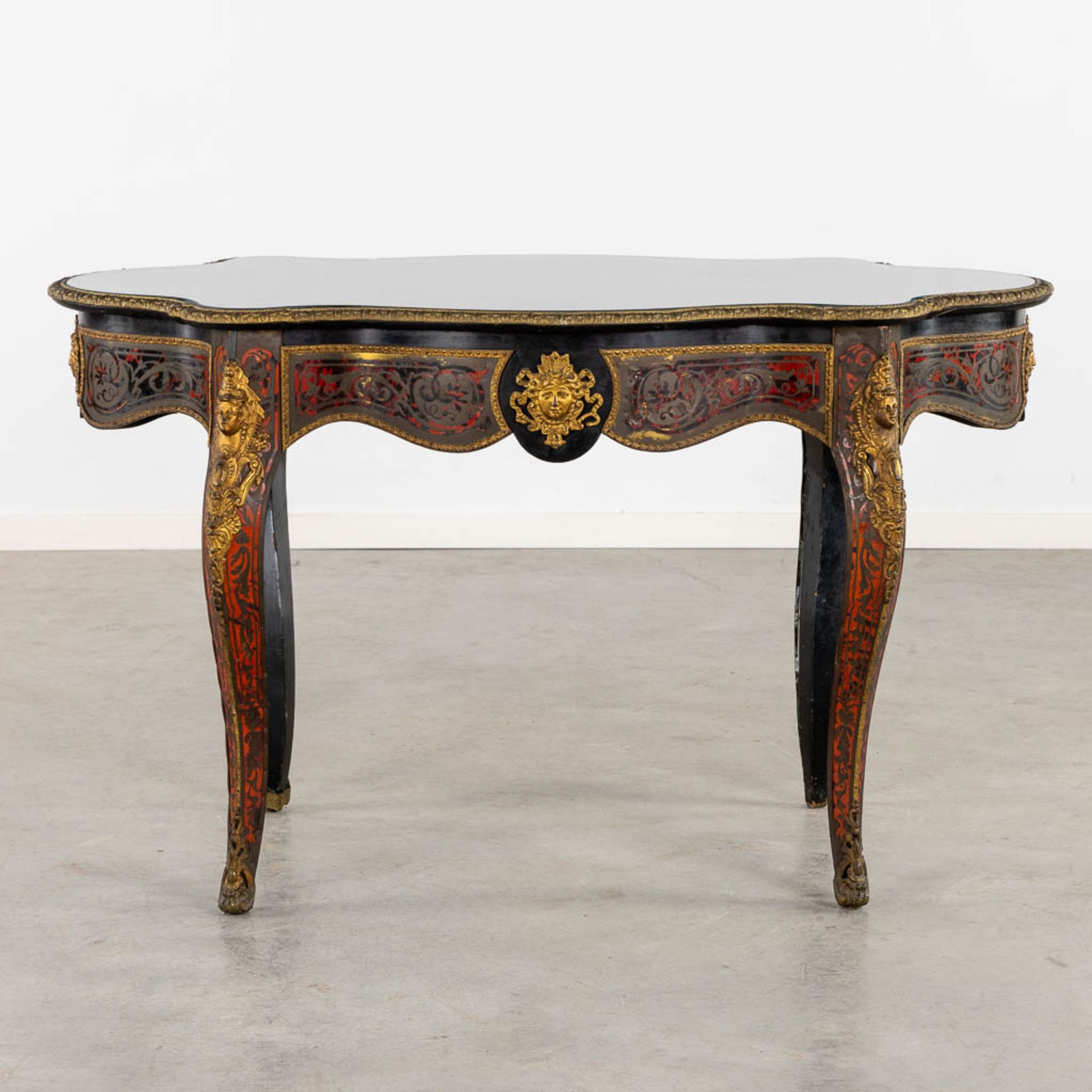 A Boulle 'Table Violon', tortoiseshell and copper inlay, Napoleon 3. (L:76 x W:130 x H:77 cm) - Bild 6 aus 19