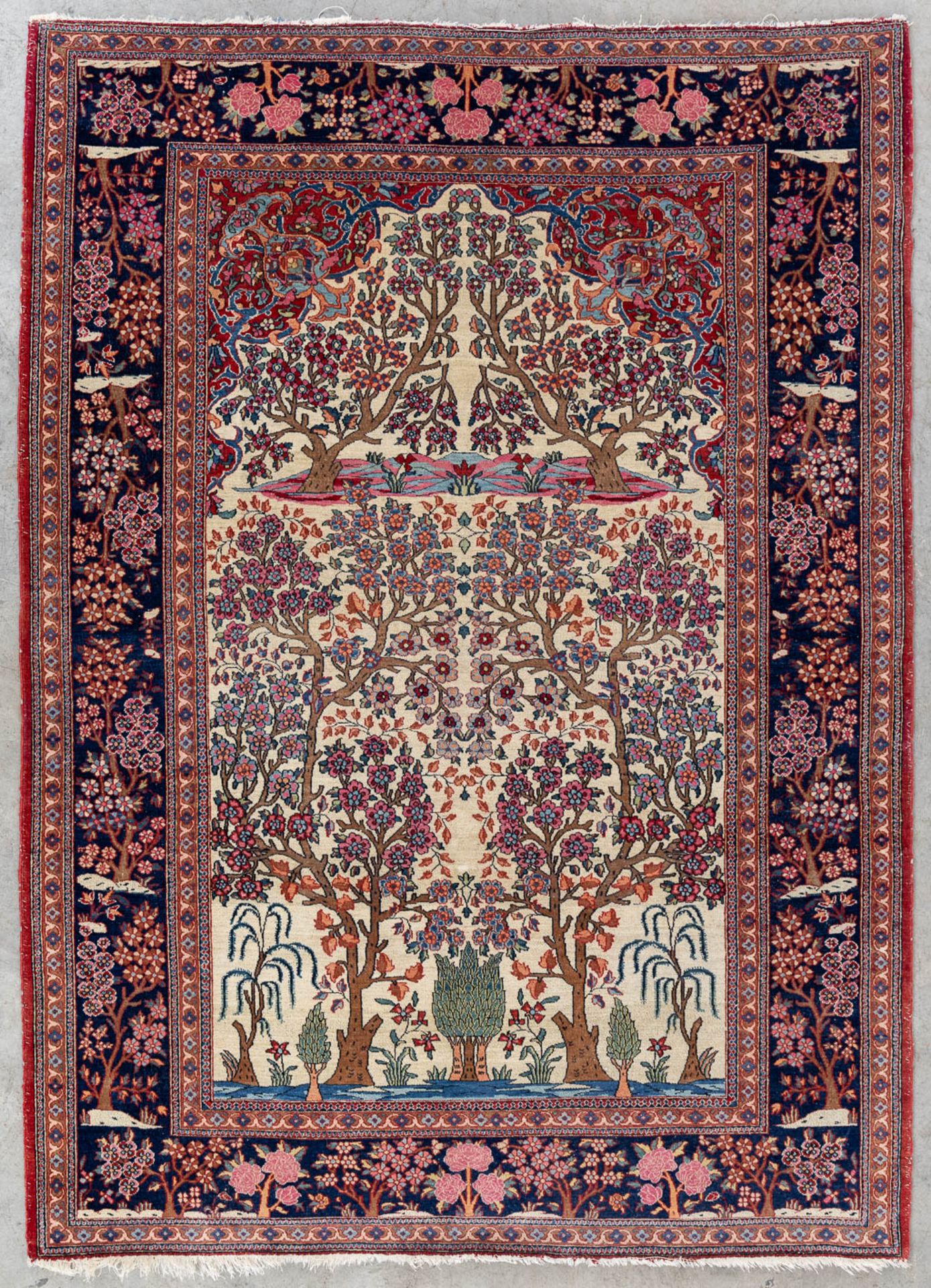 A Fine oriental hand-made and antique carpet, Isfahan. (L:204 x W:146 cm)