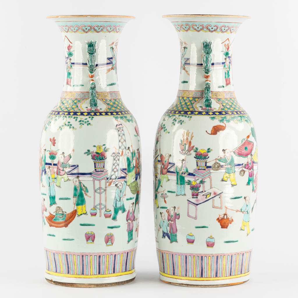 A pair of Chinese Famille Rose vases, Parade with dragons. (H:60 x D:23 cm) - Image 3 of 11