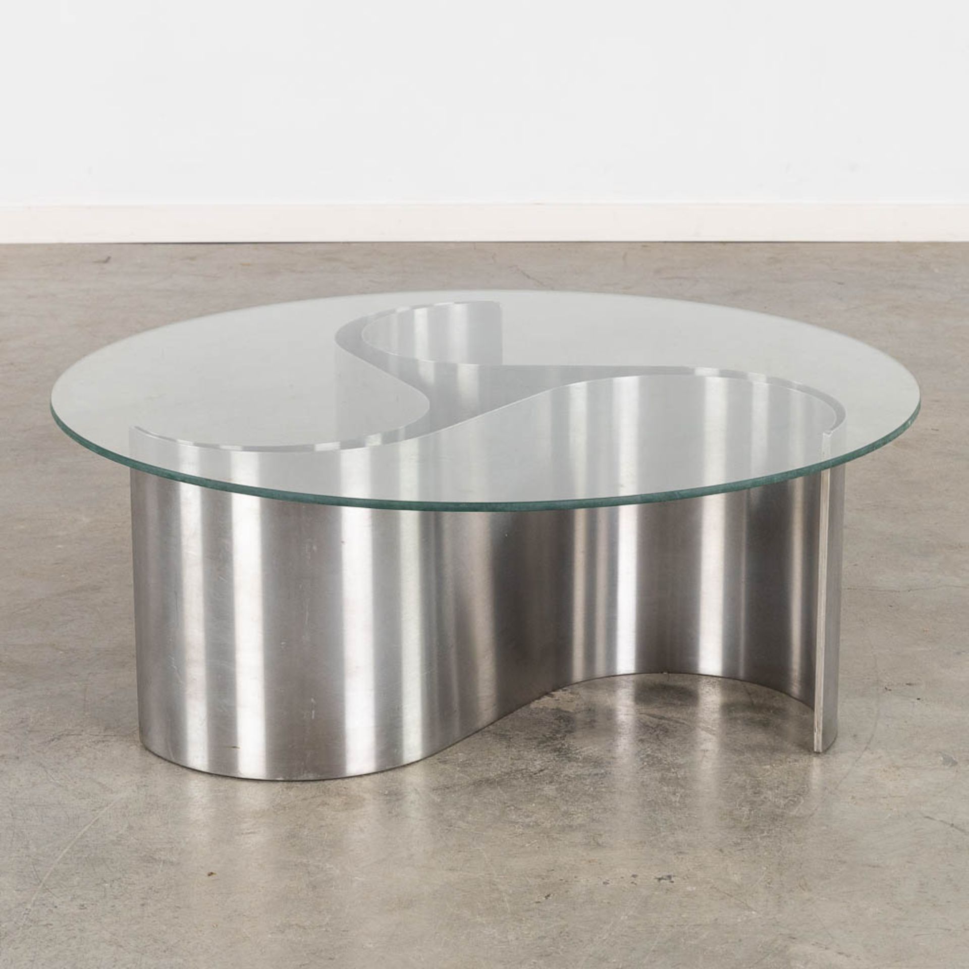 Patrice MAFFEI (1945) 'Comete' coffee table. (H:31 x D:82 cm) - Image 4 of 8