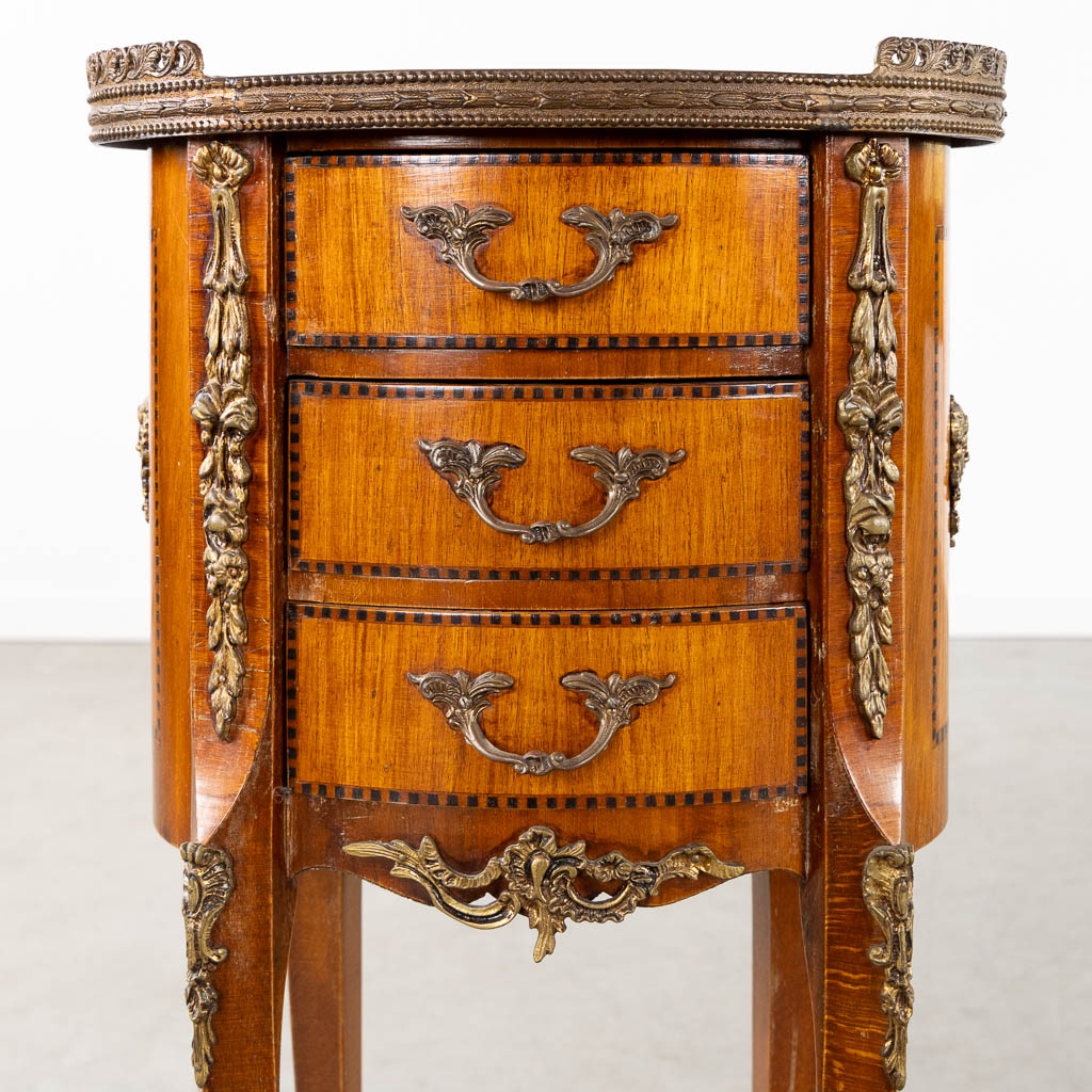 Three small side tables, marquetry and painted decor. 20th C. (L:30 x W:44 x H:71 cm) - Bild 10 aus 14