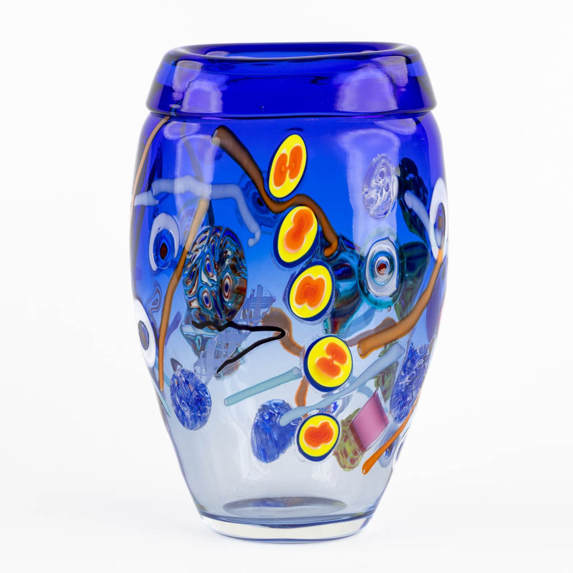A mid-century vase with colorfull decor, Murano, Italy. 20th C. (L:13 x W:16 x H:25 cm) - Image 3 of 11