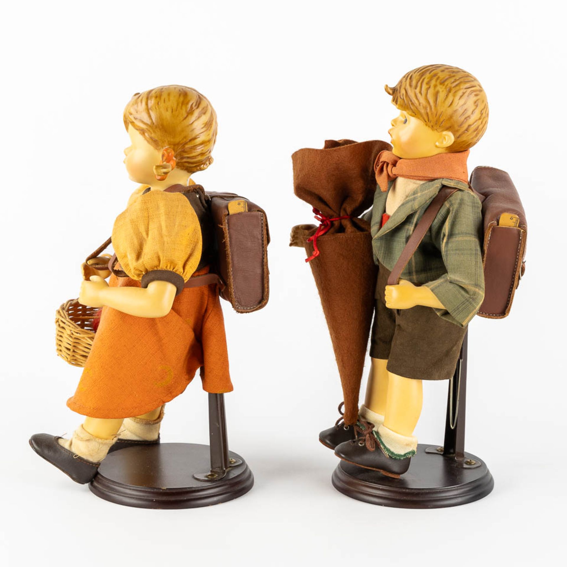 Hummel, two large figurines 'Little Scolar'. (H:34 cm) - Image 6 of 8