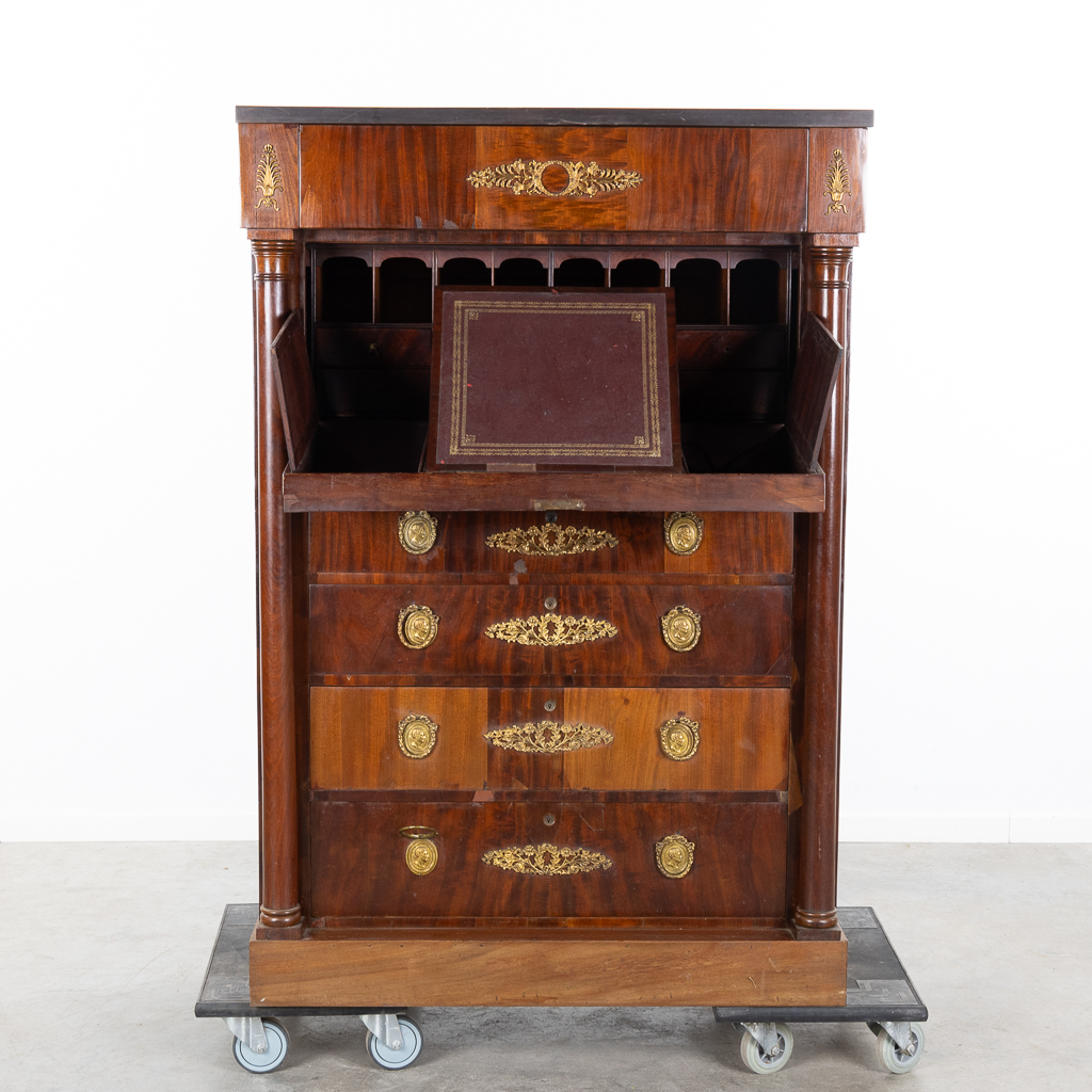 An antique 'Secretaire' cabinet, France, Empire Period. 19th C. (L:57 x W:101 x H:147,5 cm) - Image 4 of 14