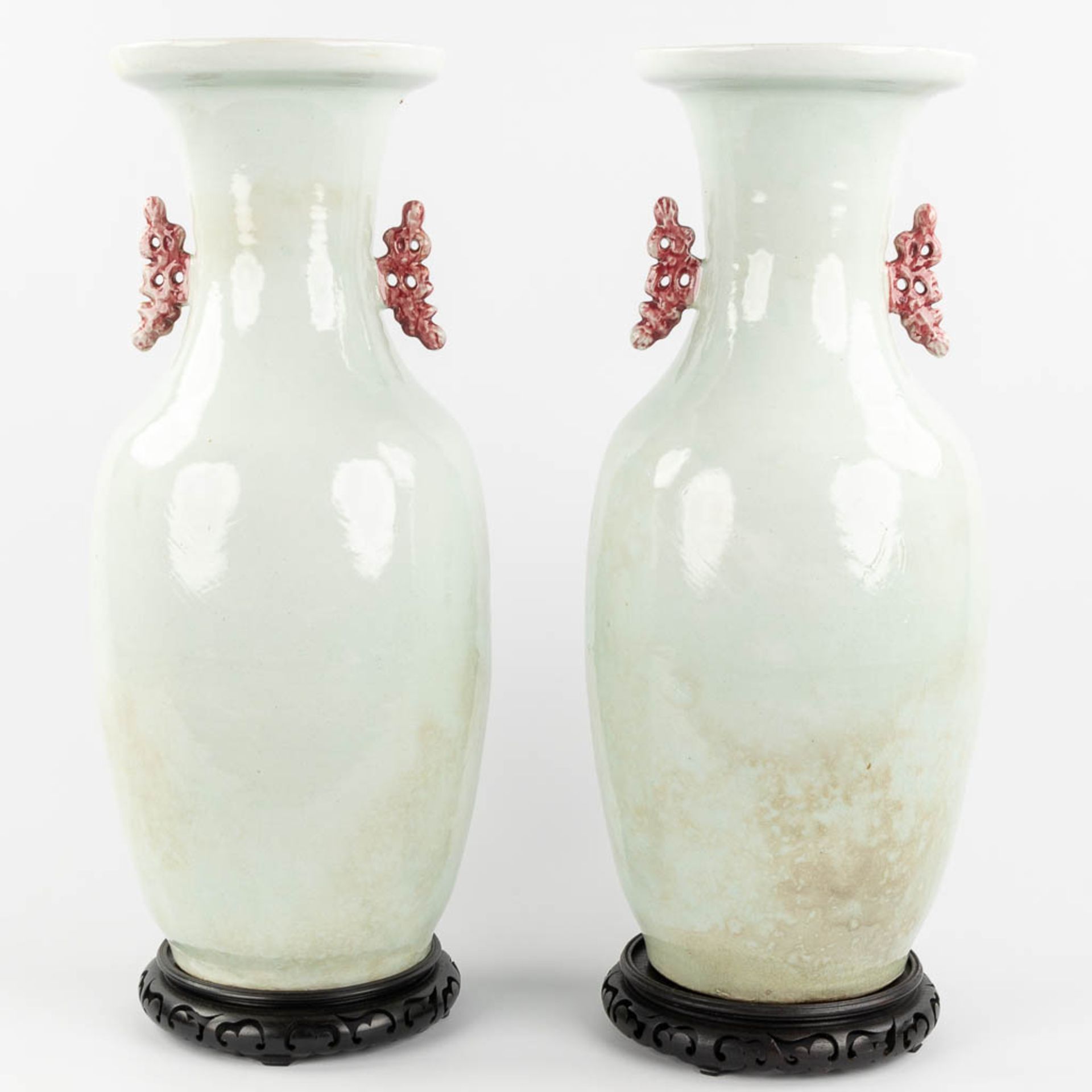 A pair of Chinese vases decorated with buffalo and ladies. (H:57 x D:24 cm) - Image 10 of 11