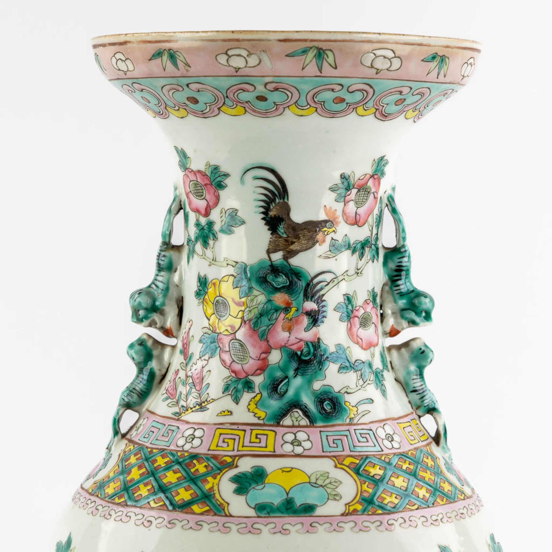 A large Chinese Famille Rose vase decorated with Chicken and Flora. (H:59 x D:23 cm) - Image 9 of 11