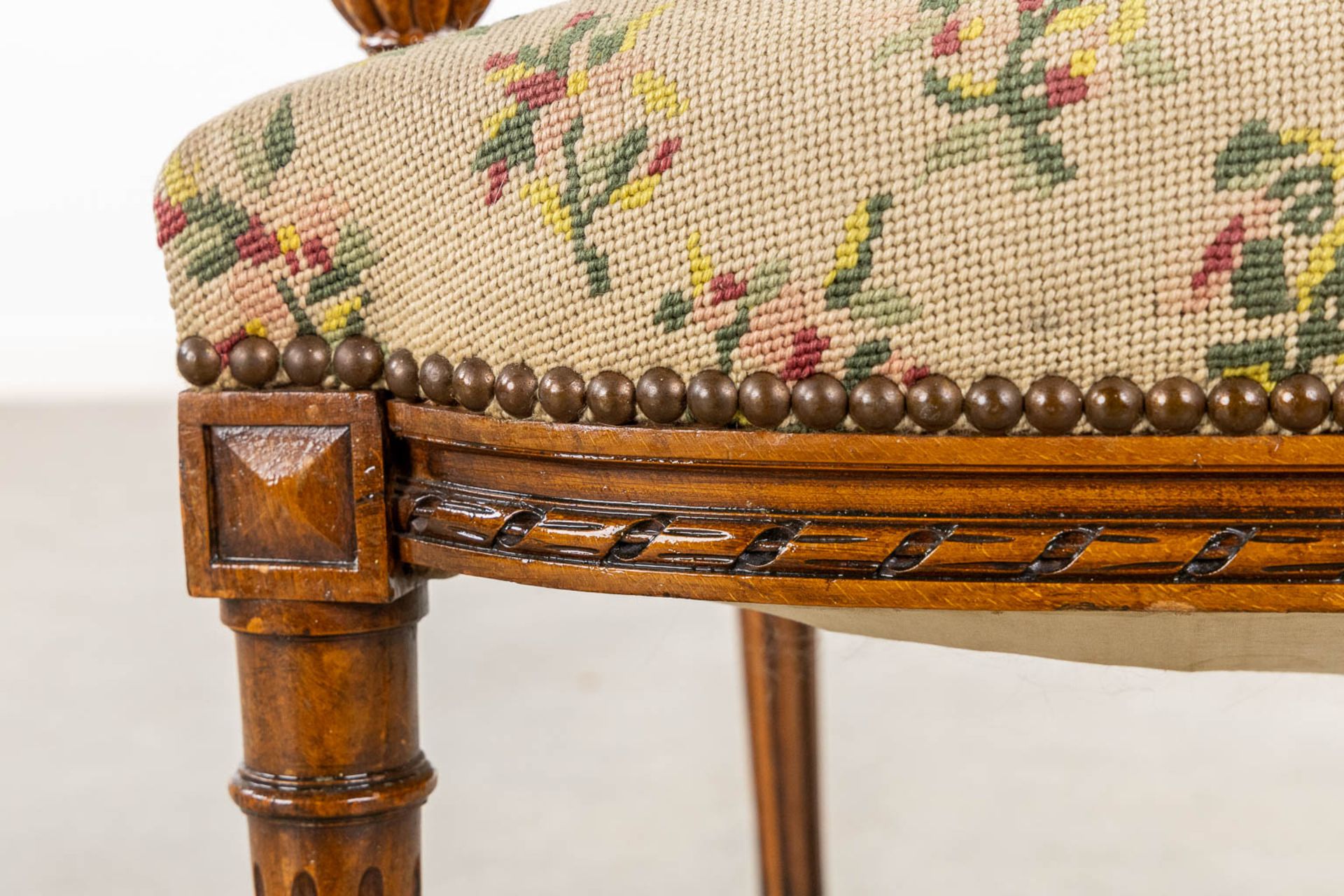 A pair of wood-sculptured armchairs with emboidered upholstry. Louis XVI style. (L:62 x W:64 x H:100 - Image 11 of 11