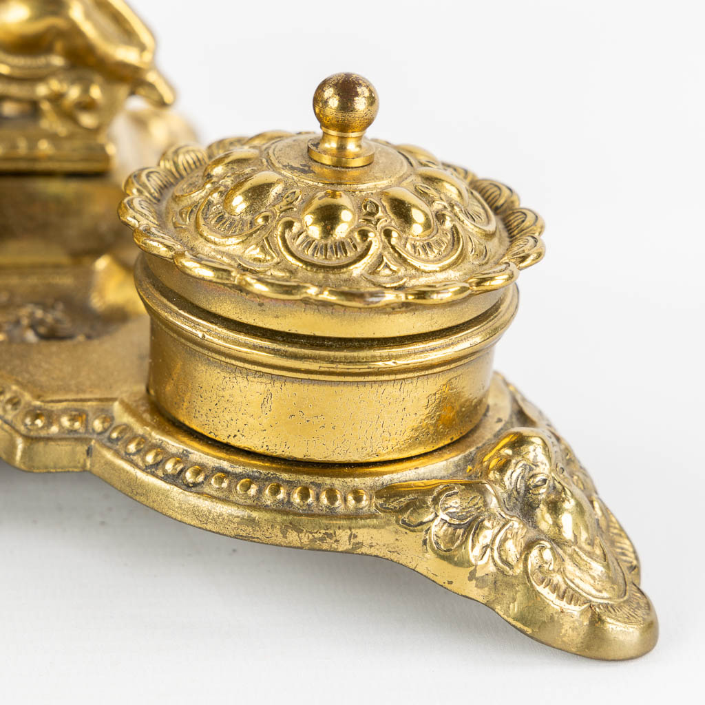 A letter holder and ink pot, polished bronze. (L:20 x W:30 x H:19 cm) - Image 11 of 14