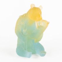 Daum, France 'Bear with a cub' pate de verre glass. (L:12 x W:11,5 x H:15,5 cm)