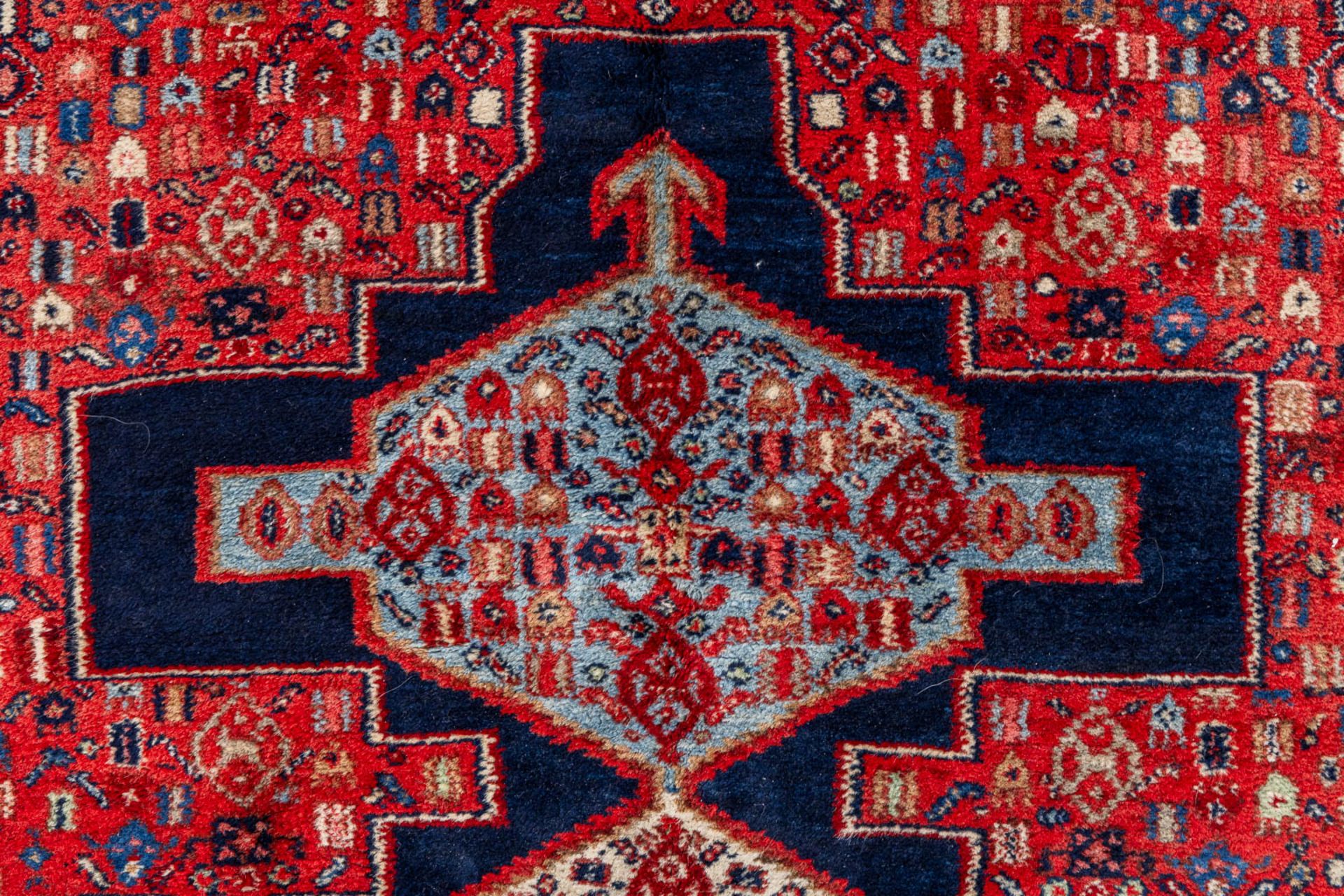 An Oriental hand-made carpet, Senneh, Iran. (L:157 x W:126 cm) - Image 5 of 9