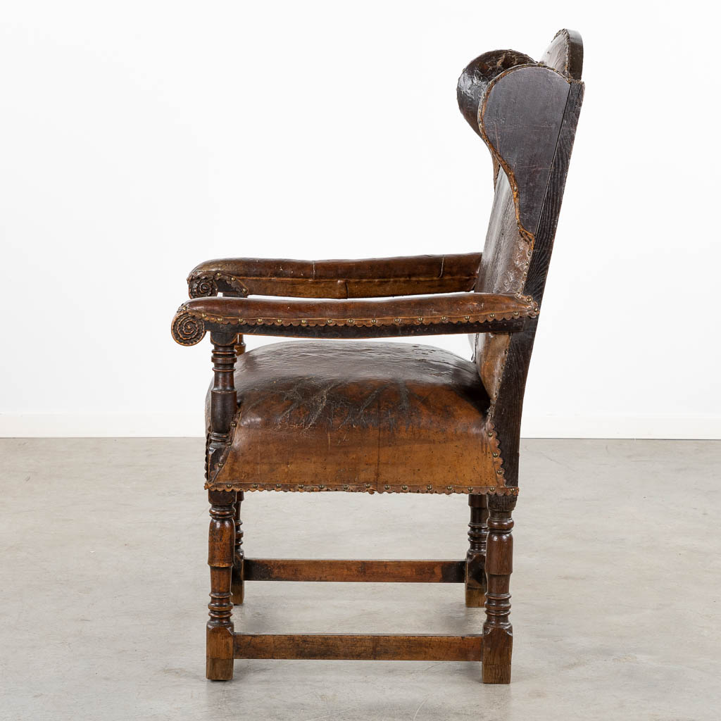 An antique Throne chair, leather on wood, great patina. 18th C. (L:76 x W:67 x H:125 cm) - Image 4 of 13